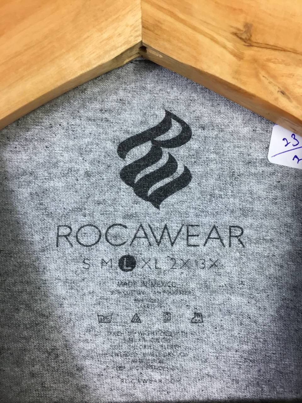 Rocawear Rocawear NYC City Logo OG Streetwear Graphic Tee Jay Z Size US L / EU 52-54 / 3 - 5 Thumbnail