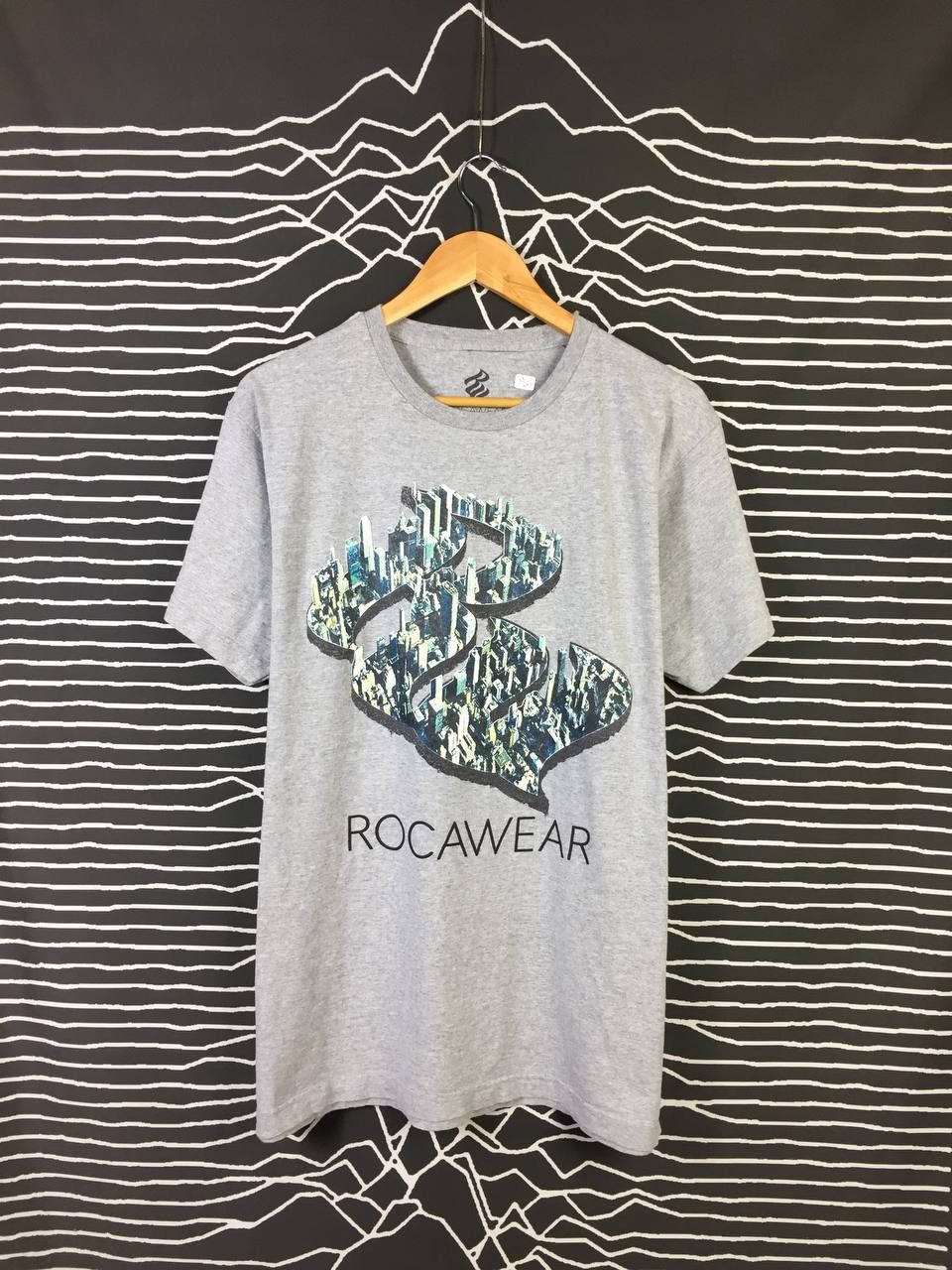 Rocawear Rocawear NYC City Logo OG Streetwear Graphic Tee Jay Z Size US L / EU 52-54 / 3 - 1 Thumbnail