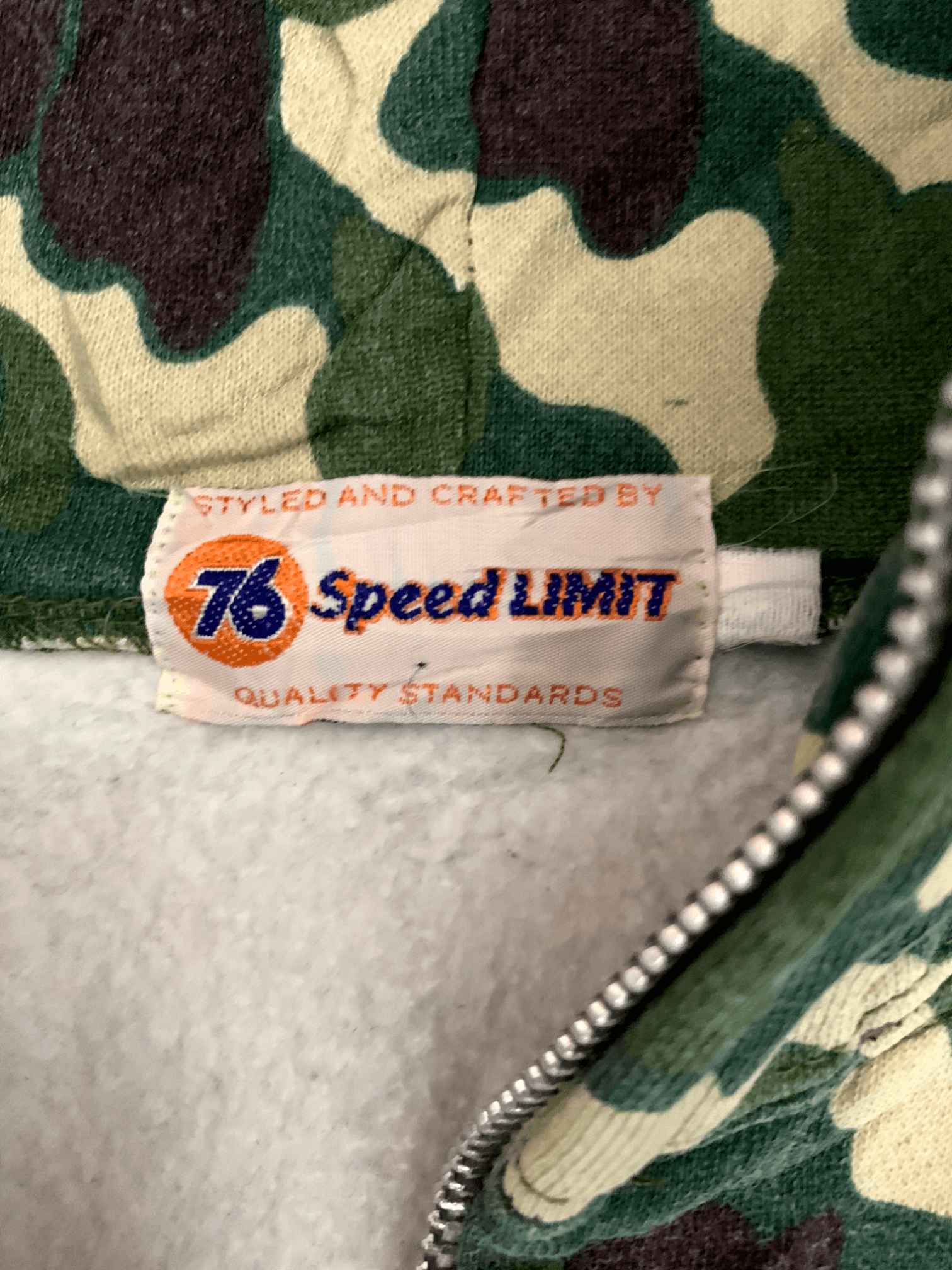 Japanese Brand Vintage Lubricant 76 Camouflage Pull Over Zipper Hoodie Size US S / EU 44-46 / 1 - 4 Thumbnail