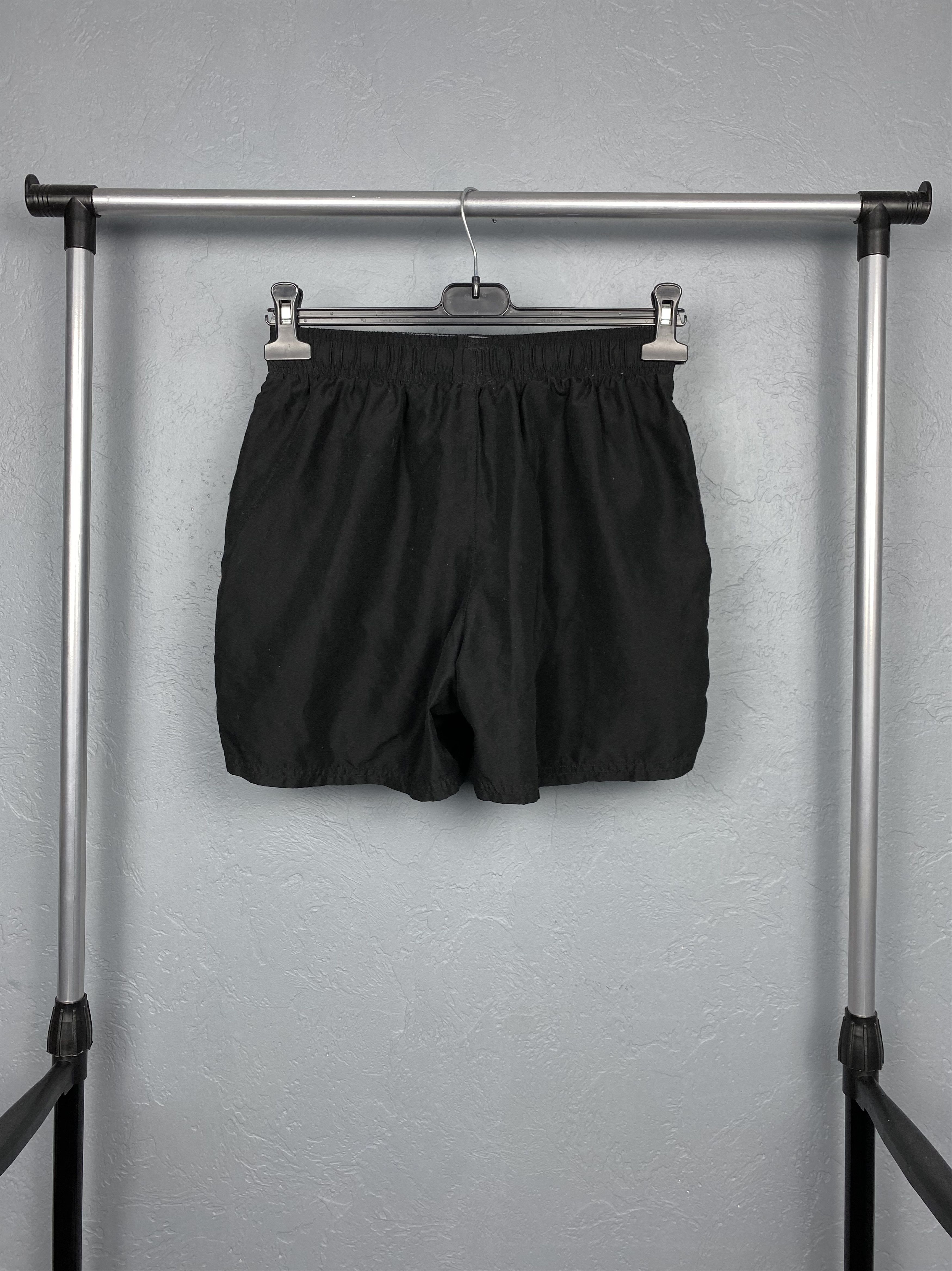 Nike Vintage Nike Mens Nylon Shorts Y2K Size US 32 / EU 48 - 5 Thumbnail