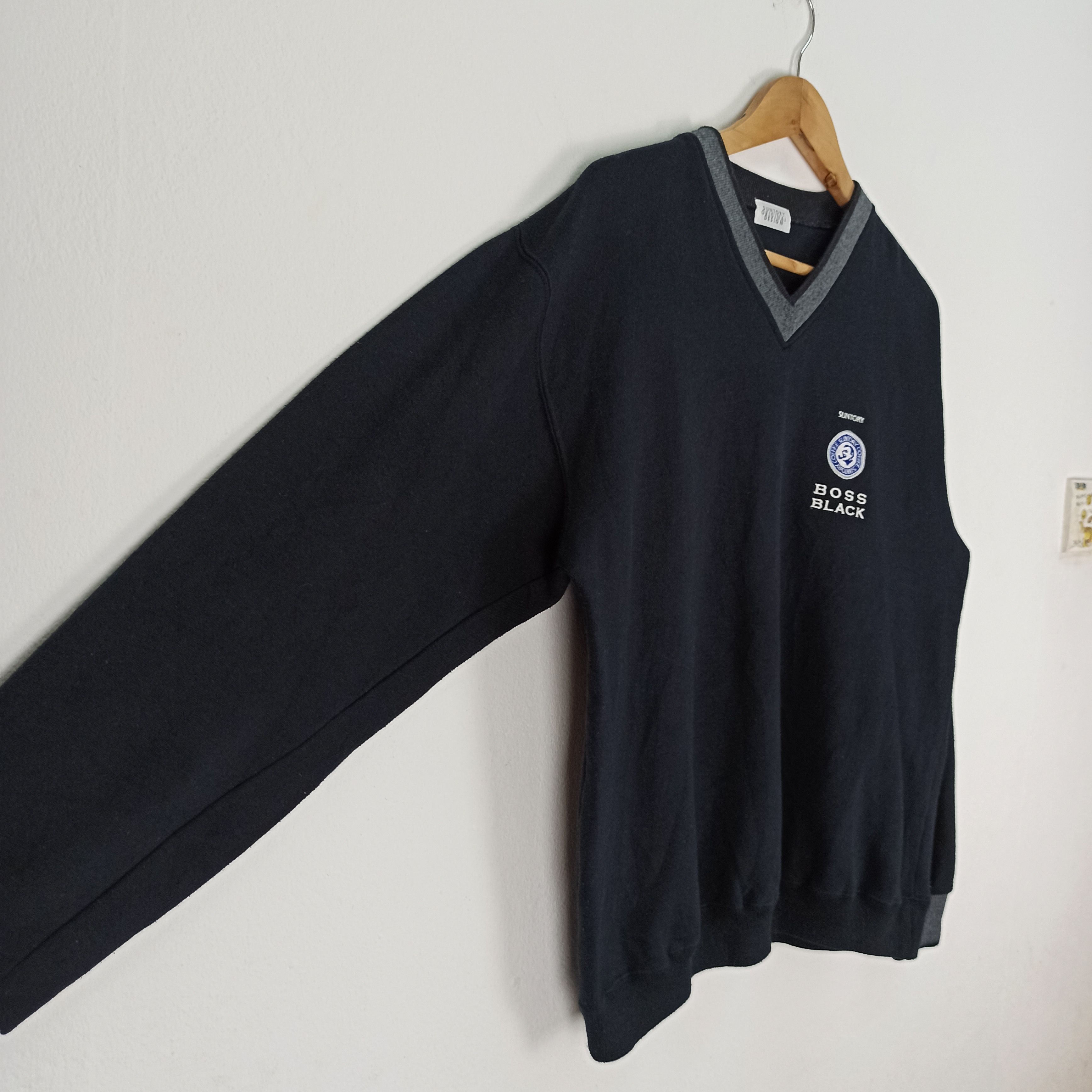 Japanese Brand 🔥STEALS🔥 Rare Suntory Coffee Boss Sweatshirt VNeck Size US L / EU 52-54 / 3 - 4 Thumbnail