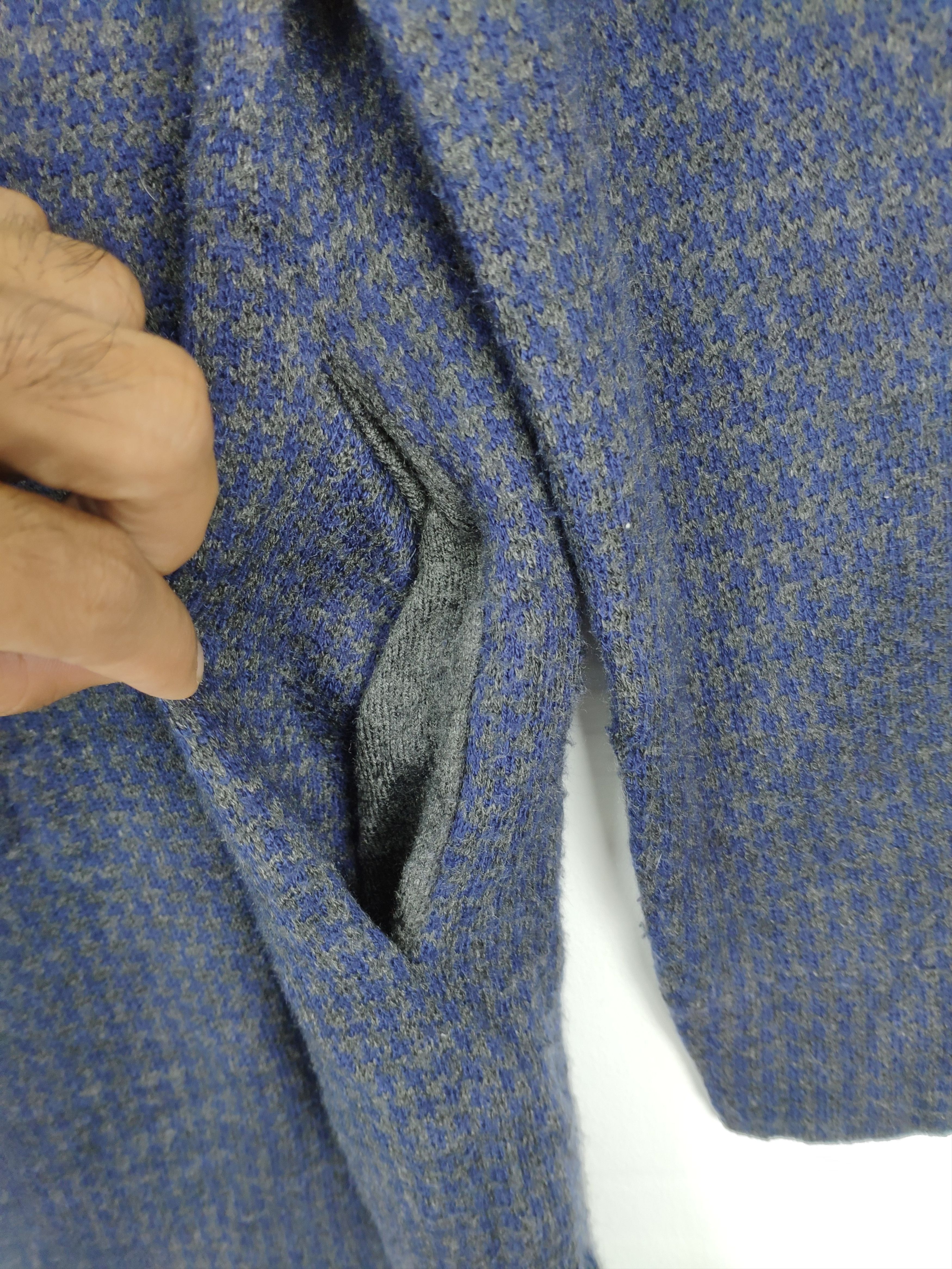Designer × Japanese Brand × Vintage Vintage Wool Cardigan Hoodies by Alpha Cubic Size US M / EU 48-50 / 2 - 8 Thumbnail
