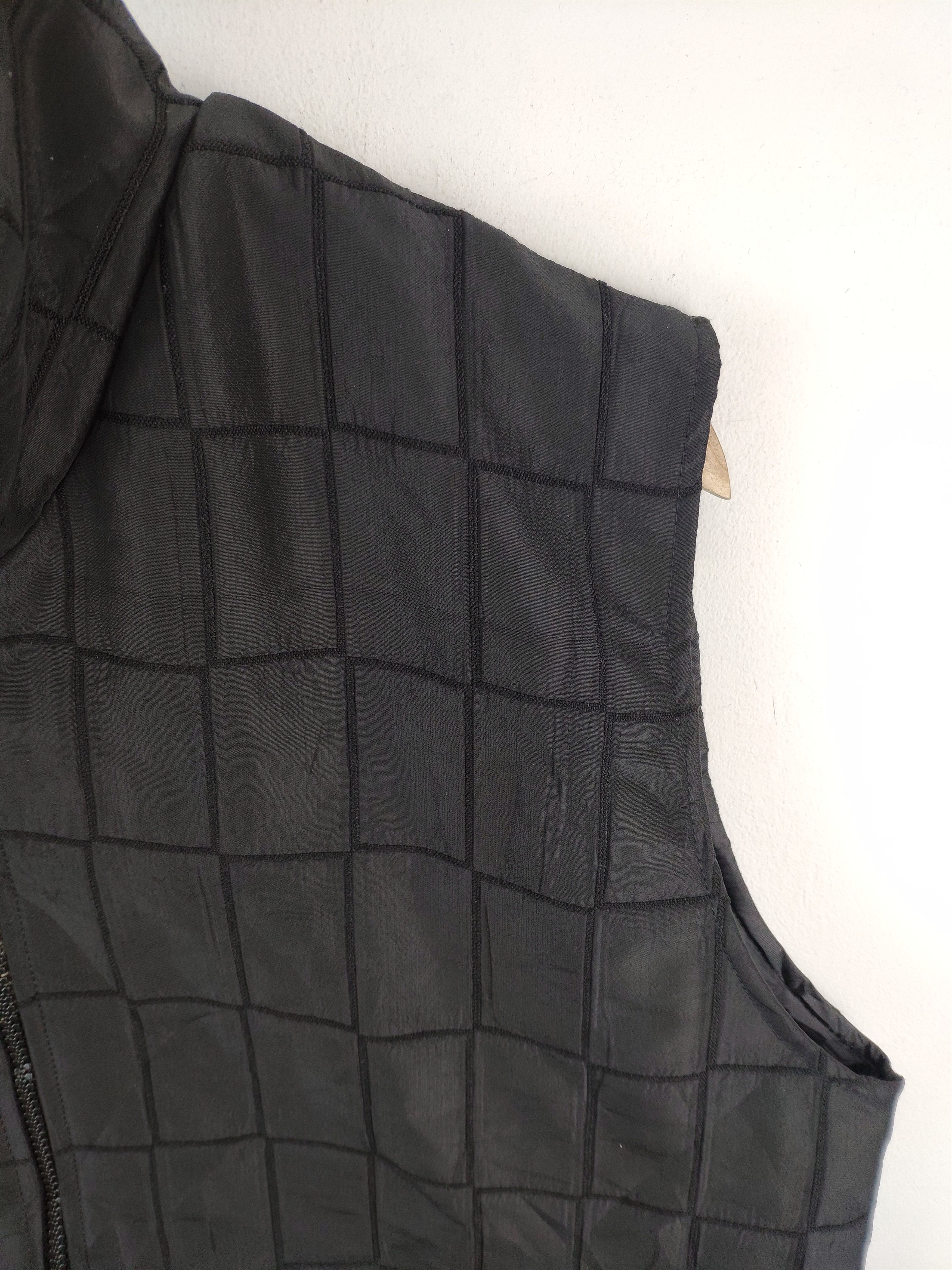 Japanese Brand × Vintage Vintage Tracey Vest Patchwork Style Unbranded Size US M / EU 48-50 / 2 - 7 Thumbnail