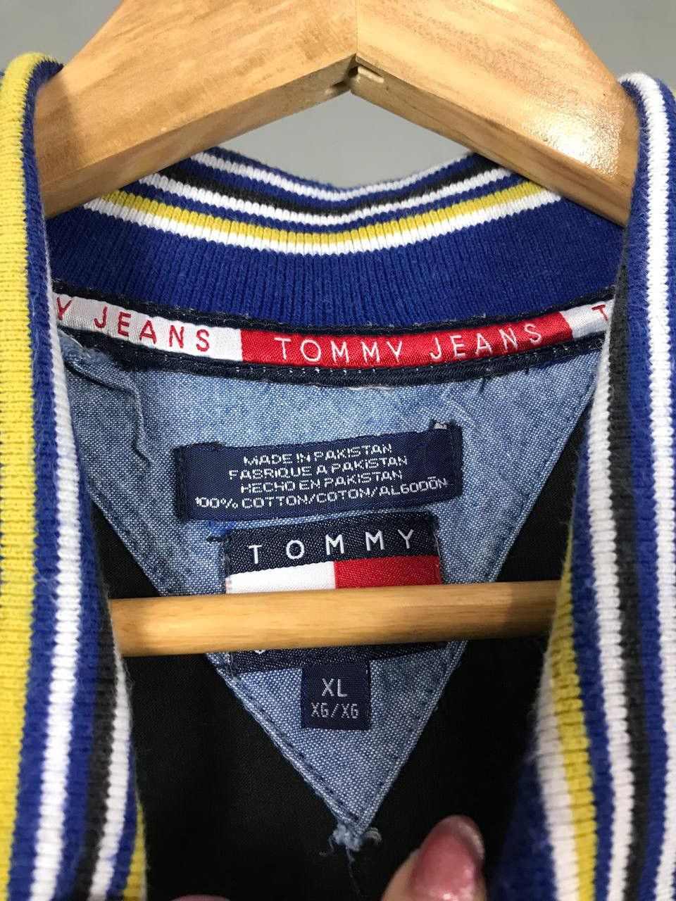 Tommy Hilfiger Tommy Hilfiger vintage luxury streetwear polo tee Size US XL / EU 56 / 4 - 5 Thumbnail