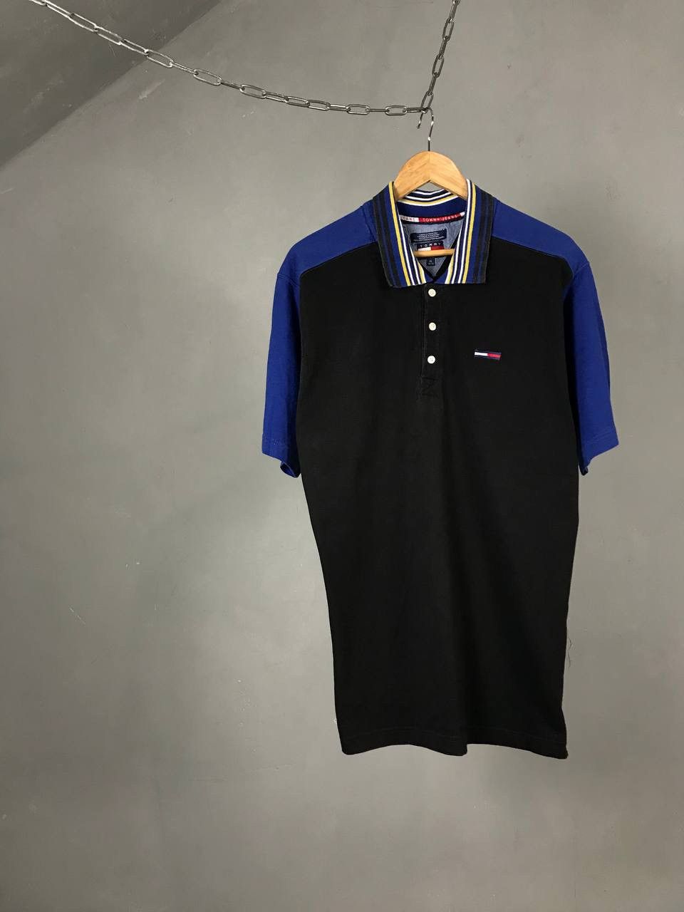 Tommy Hilfiger Tommy Hilfiger vintage luxury streetwear polo tee Size US XL / EU 56 / 4 - 1 Thumbnail