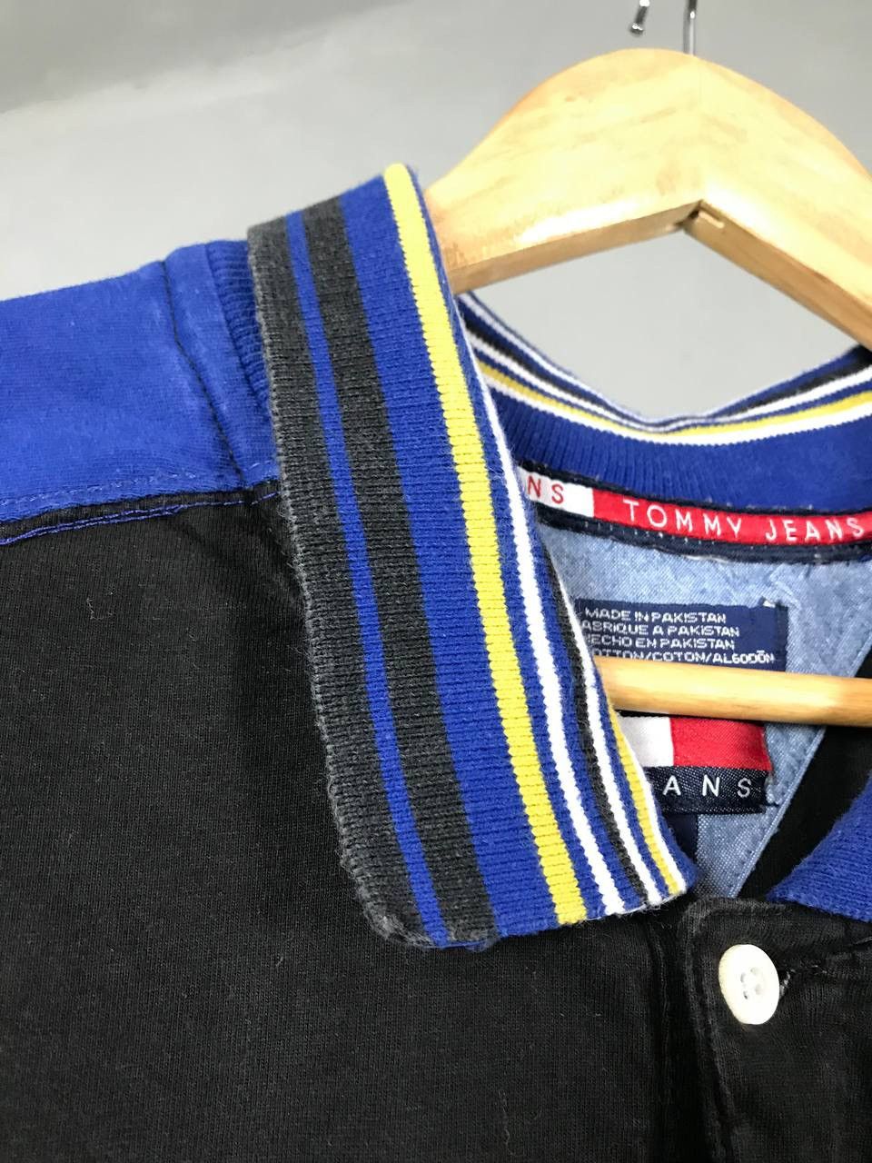 Tommy Hilfiger Tommy Hilfiger vintage luxury streetwear polo tee Size US XL / EU 56 / 4 - 9 Thumbnail