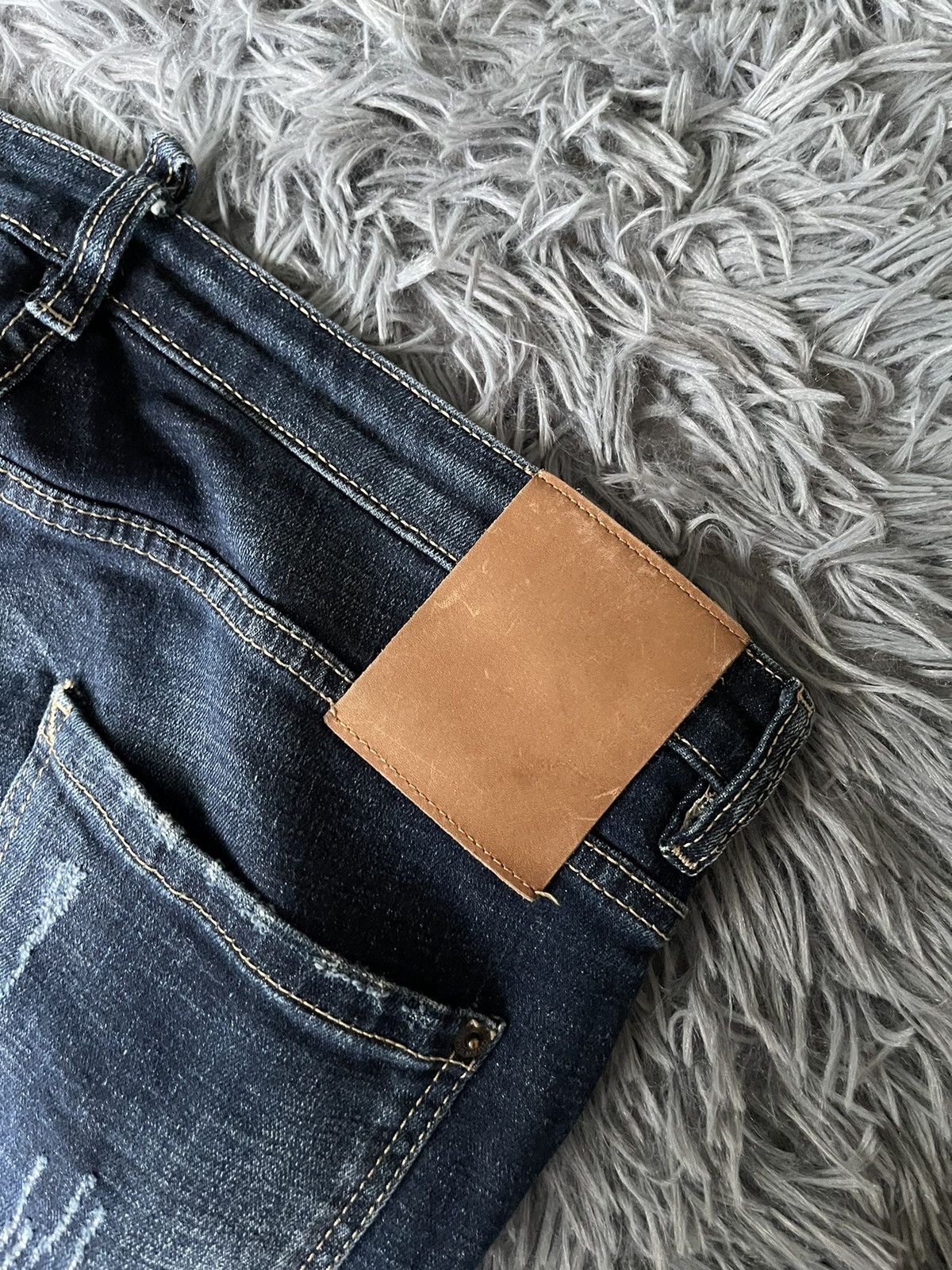 Dsquared2 × Japanese Brand Dsquared2 faded distressed Y2K Japanese style jeans Size US 36 / EU 52 - 14 Thumbnail