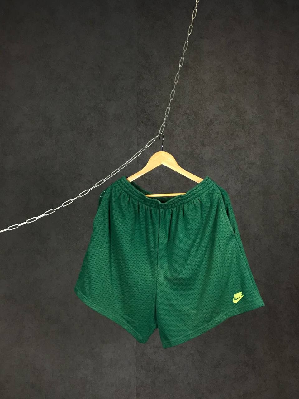 Vintage Nike swoosh streetwear vintage green shorts Size US 34 / EU 50 - 1 Thumbnail