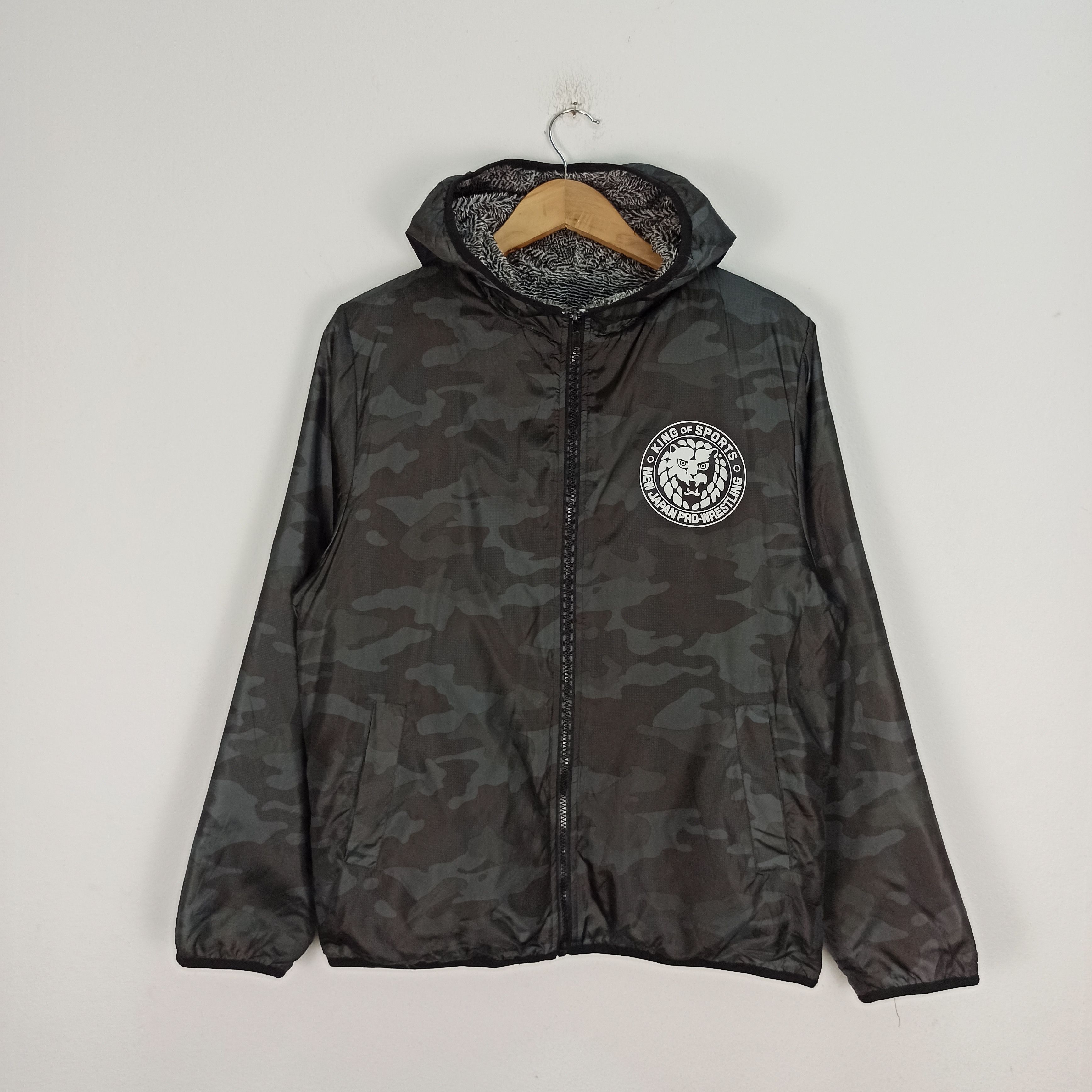 image of Wwe Steals New Japan Pro Wrestling Reversible Hoodie Fur in Camo/Gray, Men's (Size Medium)