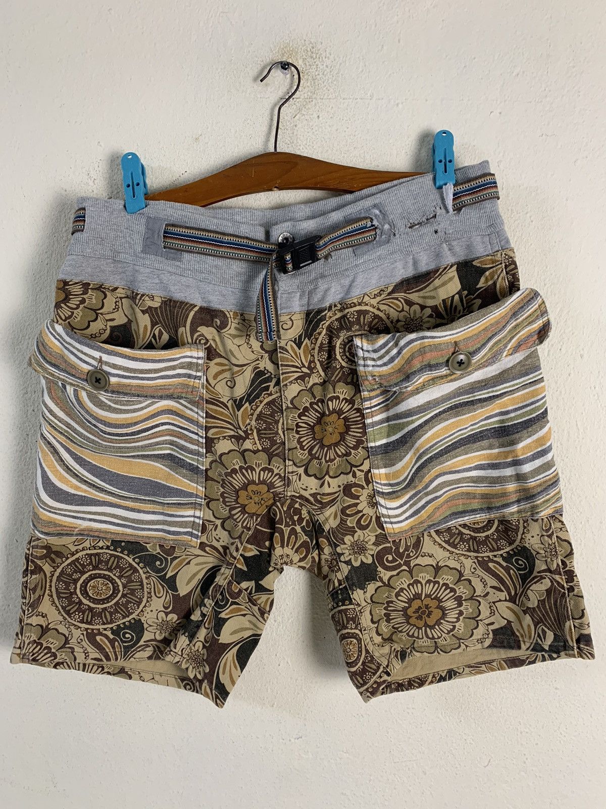 Go Slow Caravan Nice Design Short Pants