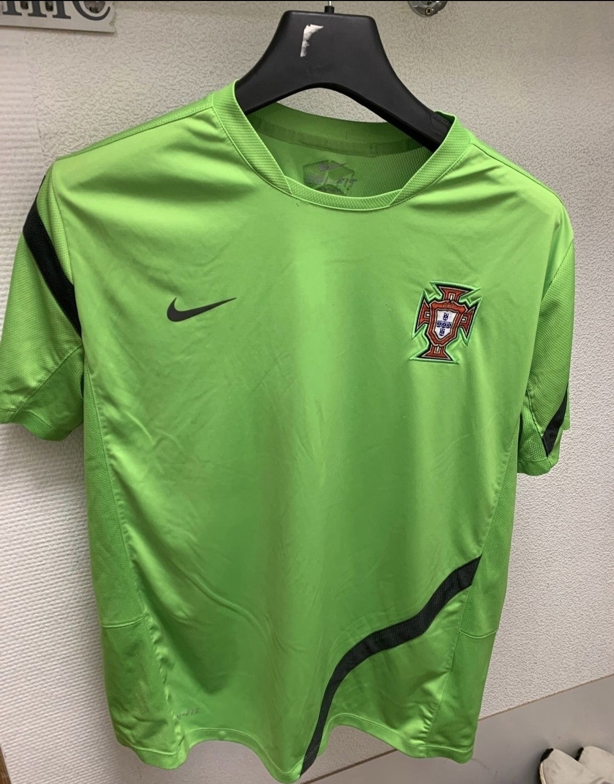 Nike Nike Portugal soccer jersey Xl green Size US XL / EU 56 / 4 - 1 Thumbnail