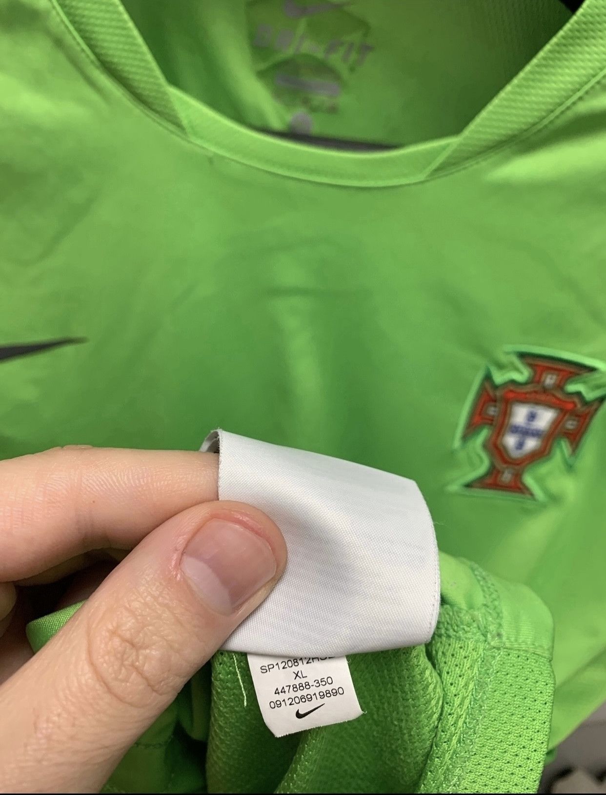 Nike Nike Portugal soccer jersey Xl green Size US XL / EU 56 / 4 - 3 Thumbnail