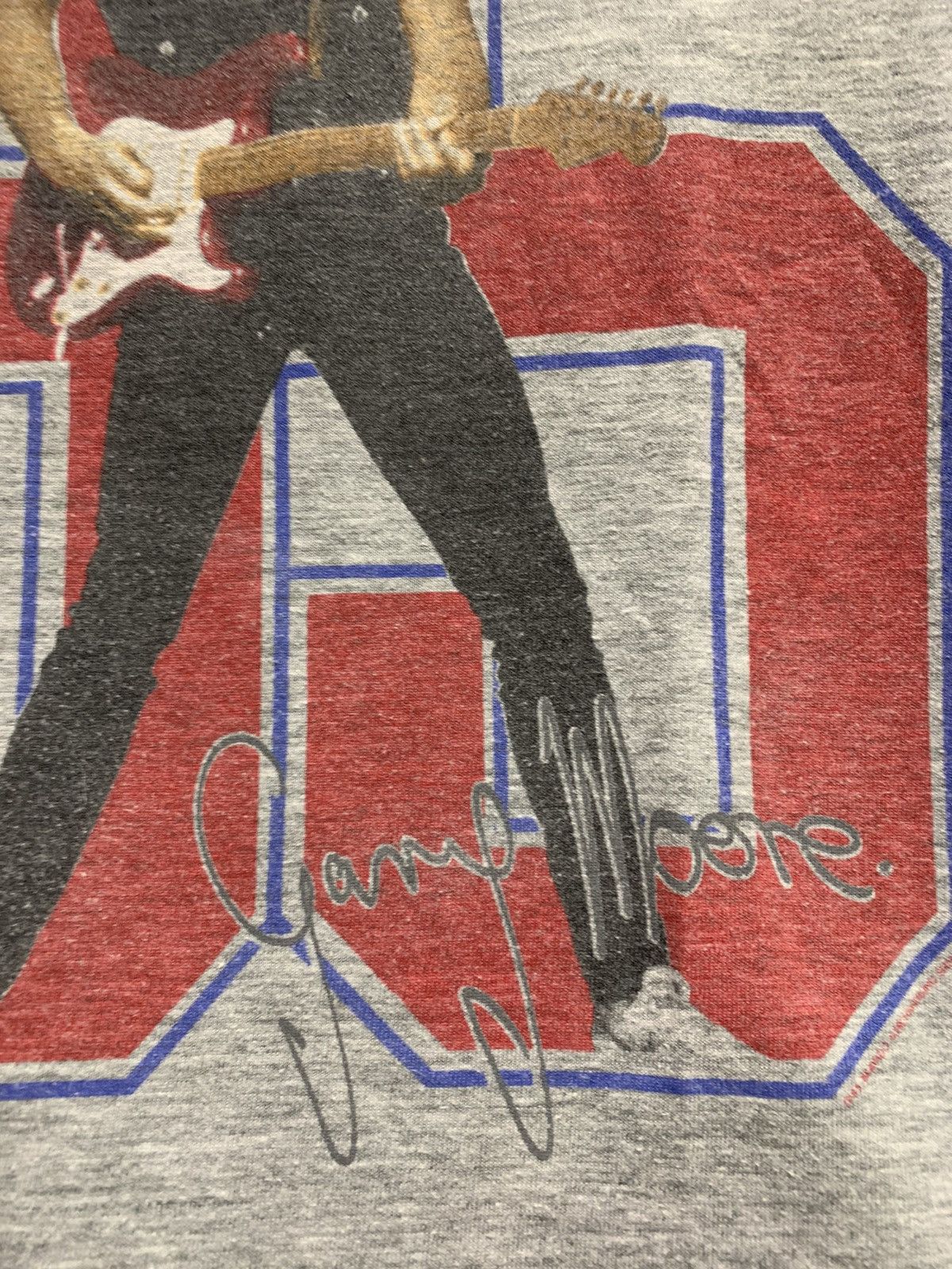 Band Tees Gary Moore live in 1985 vintage tour rock band t-shirt M sz Size US M / EU 48-50 / 2 - 4 Thumbnail