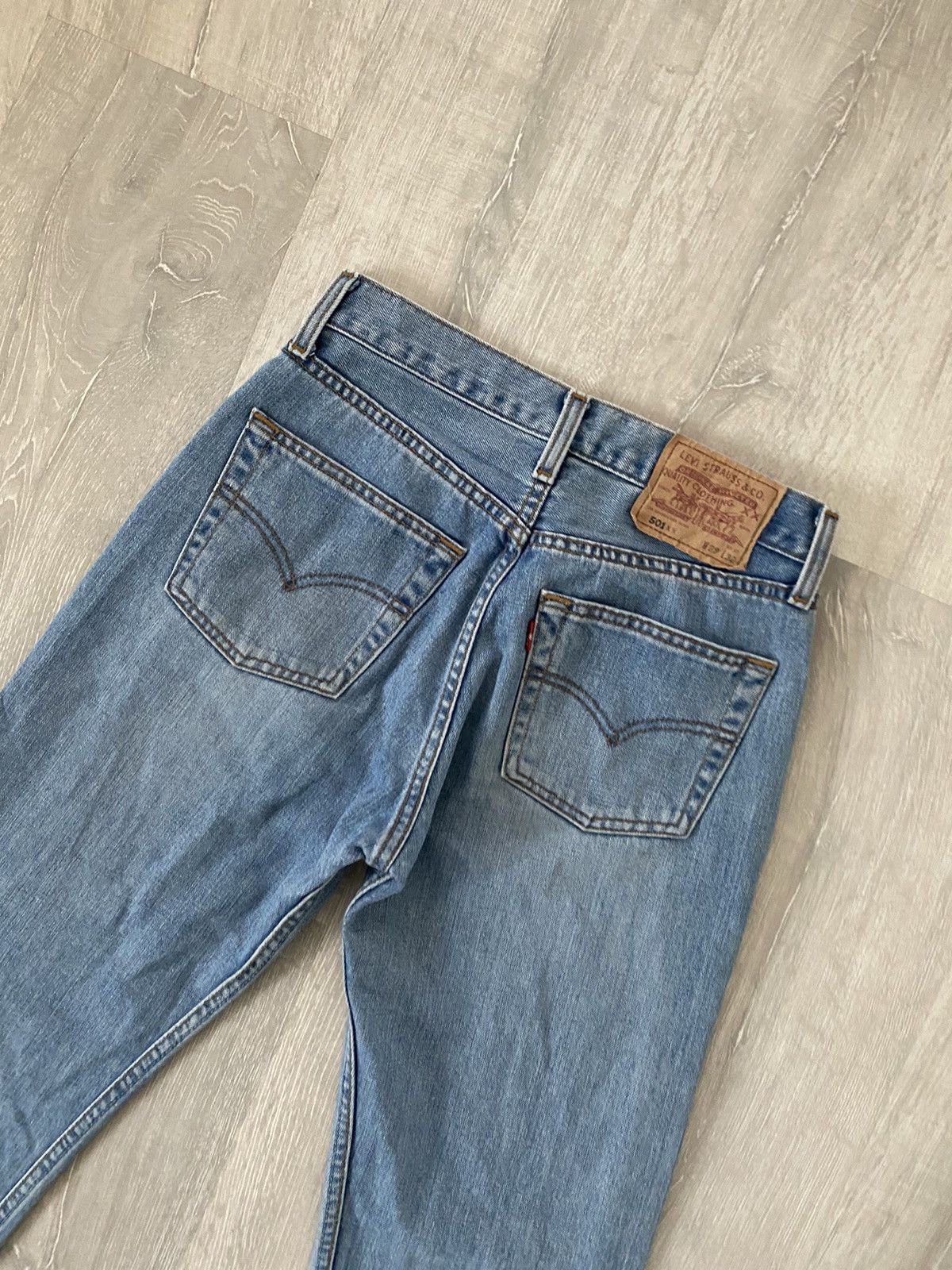 Levi's × Vintage 90s Levi’s 501 vintage baby blue jeans denim pants Size US 29 - 2 Thumbnail