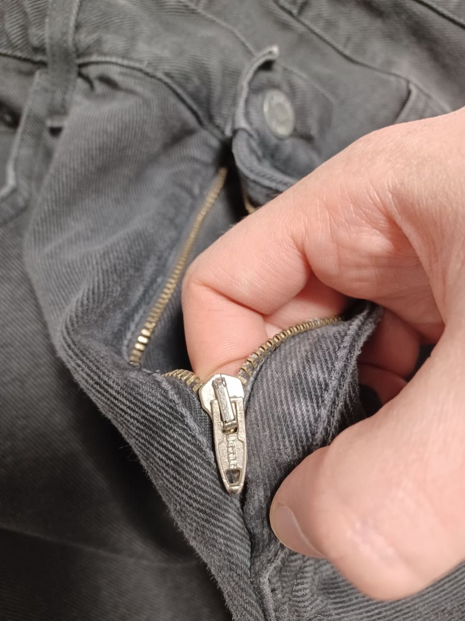 Armani Armani jeans Blue`s factory vintage 90s jeans made in Italy Size US 34 / EU 50 - 3 Thumbnail