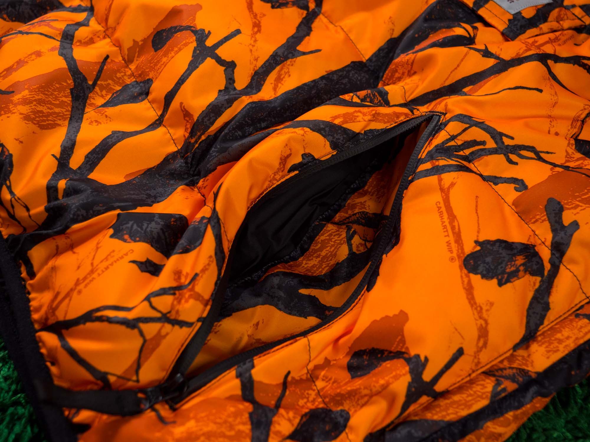 Carhartt × Carhartt Wip CARHARTT WIP PUFFER JACKET JONES PULLOVER CAMO REAL TREE Size US M / EU 48-50 / 2 - 6 Thumbnail