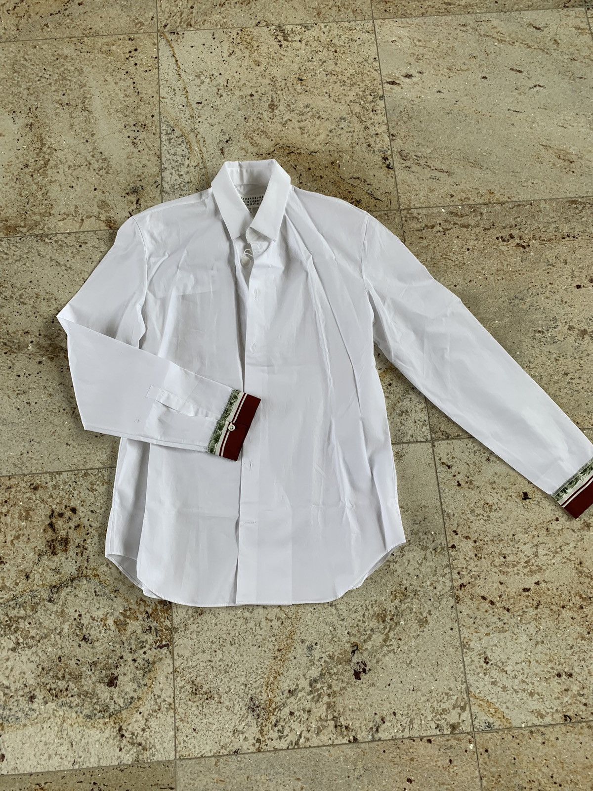 Maison Margiela White Button Up With Fox Cuff Trim Size US M / EU 48-50 / 2 - 5 Thumbnail