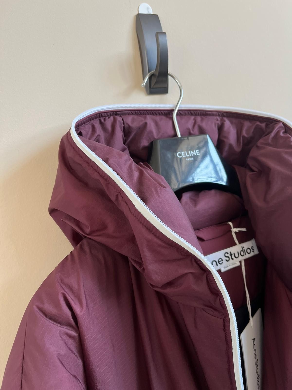 Acne Studios Full Zip Down Jacket FN-MN-OUTW000584 in Burgundy Size US S / EU 44-46 / 1 - 2 Thumbnail