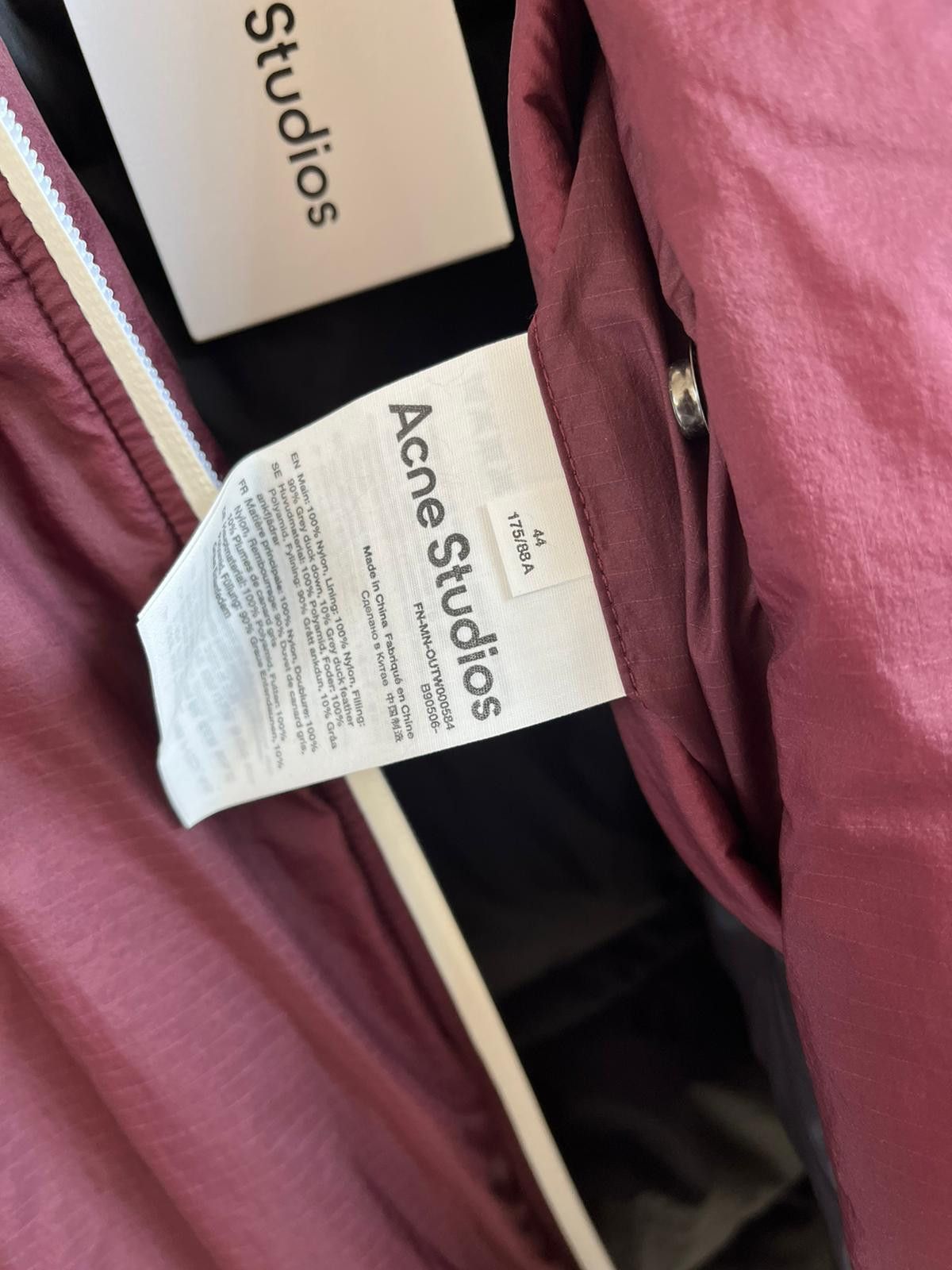 Acne Studios Full Zip Down Jacket FN-MN-OUTW000584 in Burgundy Size US S / EU 44-46 / 1 - 11 Thumbnail