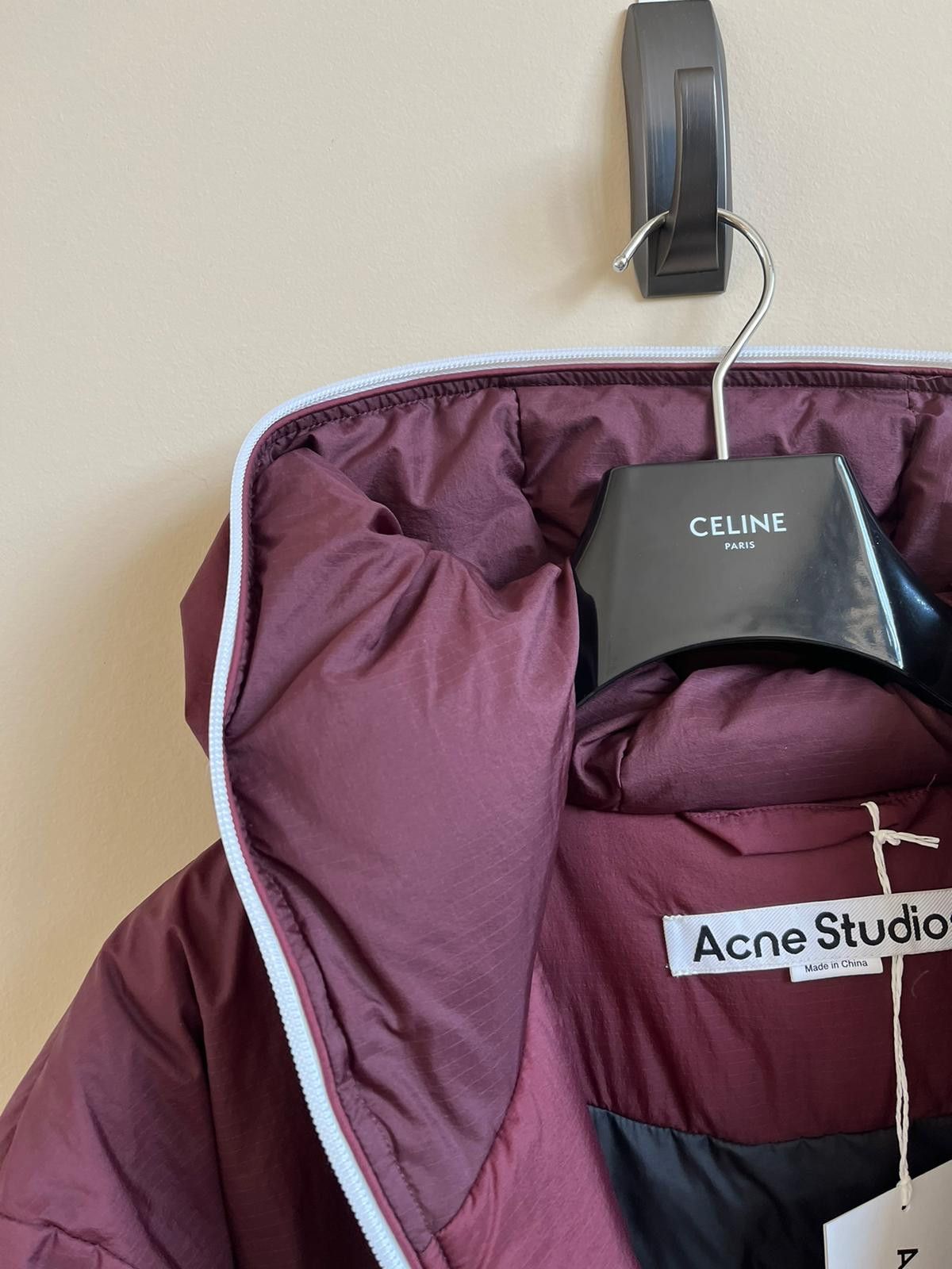 Acne Studios Full Zip Down Jacket FN-MN-OUTW000584 in Burgundy Size US S / EU 44-46 / 1 - 9 Thumbnail