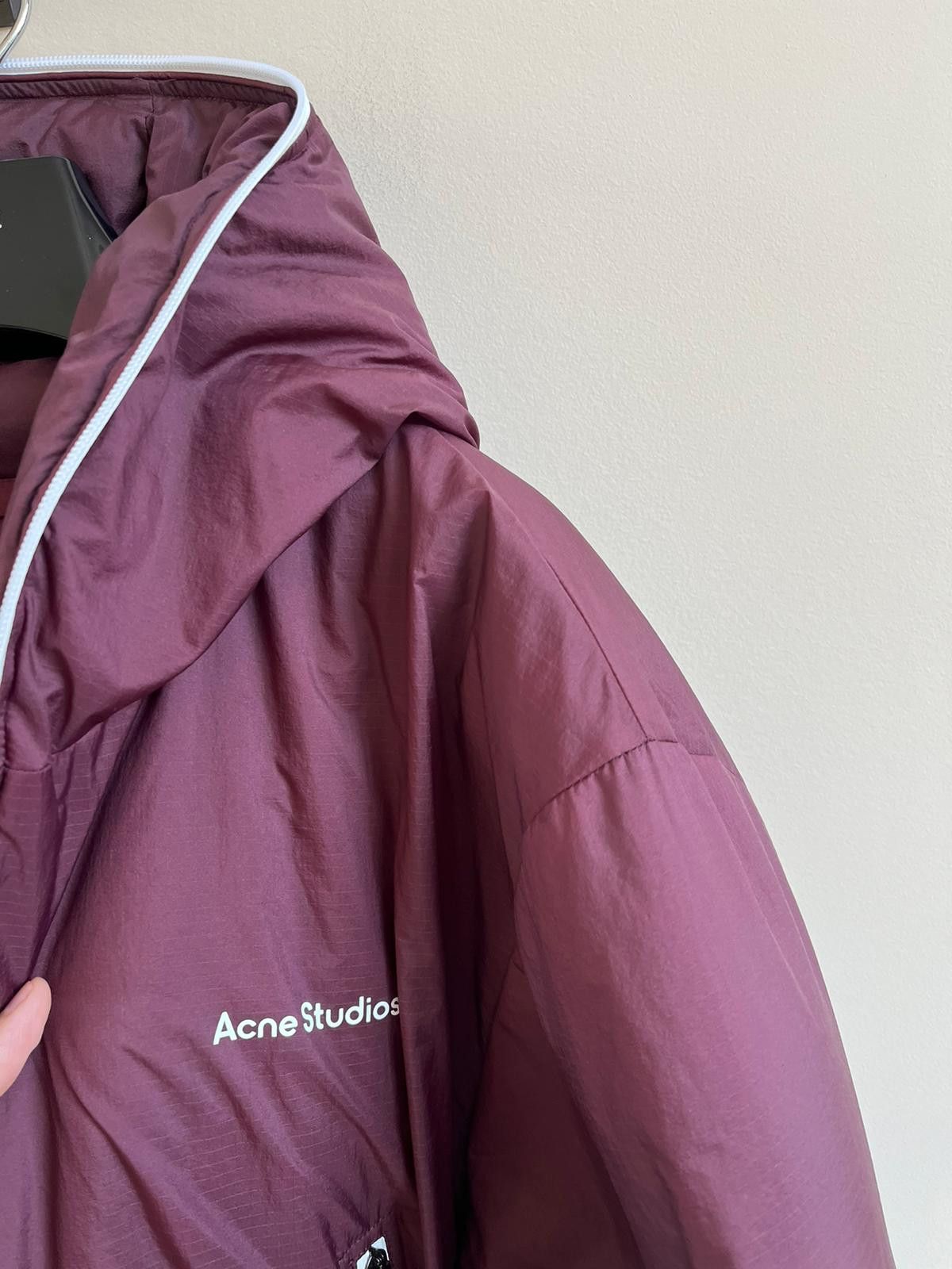 Acne Studios Full Zip Down Jacket FN-MN-OUTW000584 in Burgundy Size US S / EU 44-46 / 1 - 5 Thumbnail