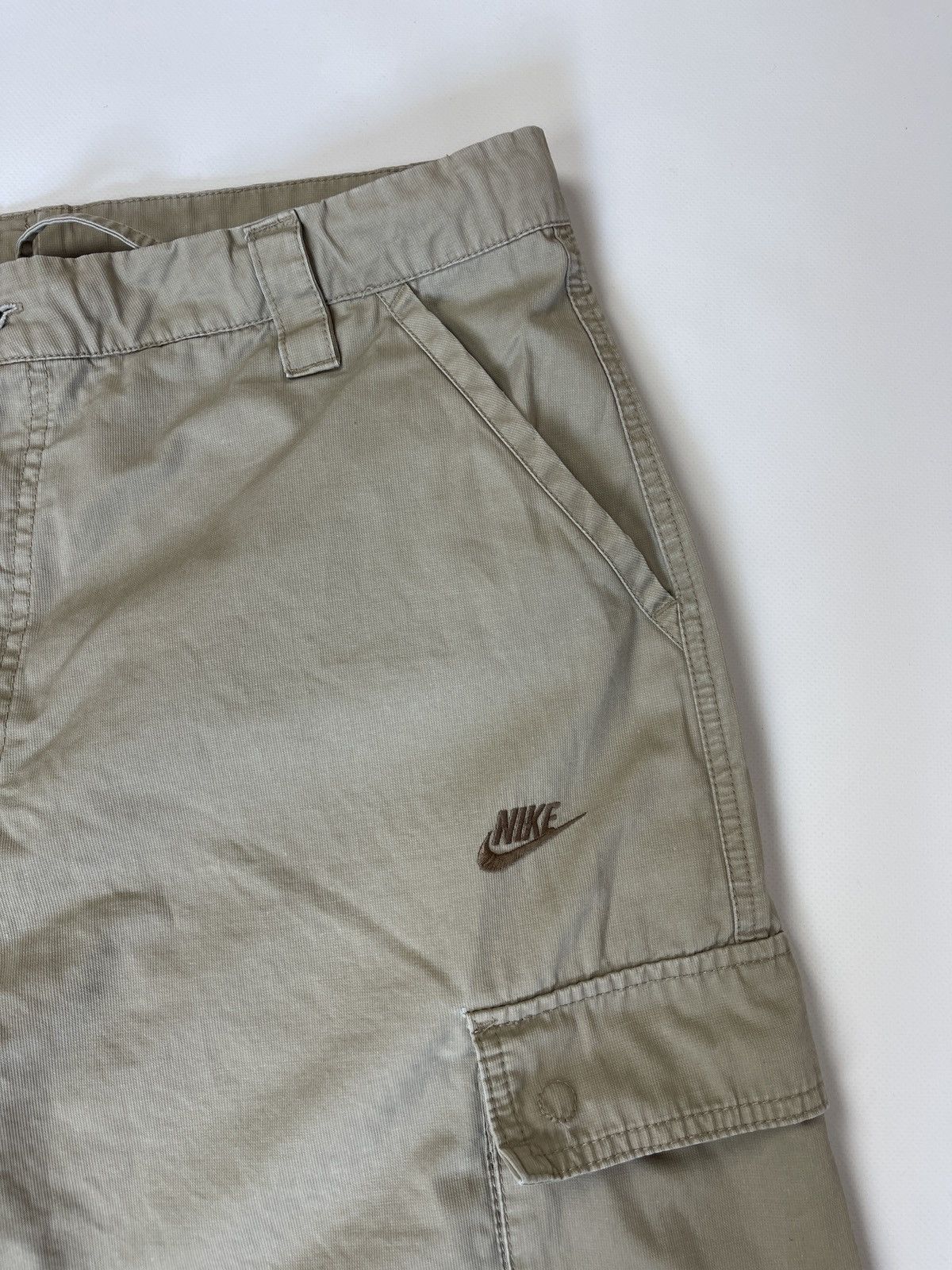 Nike Nike vintage y2k beige utility military style cargo shorts Size US 36 / EU 52 - 5 Thumbnail