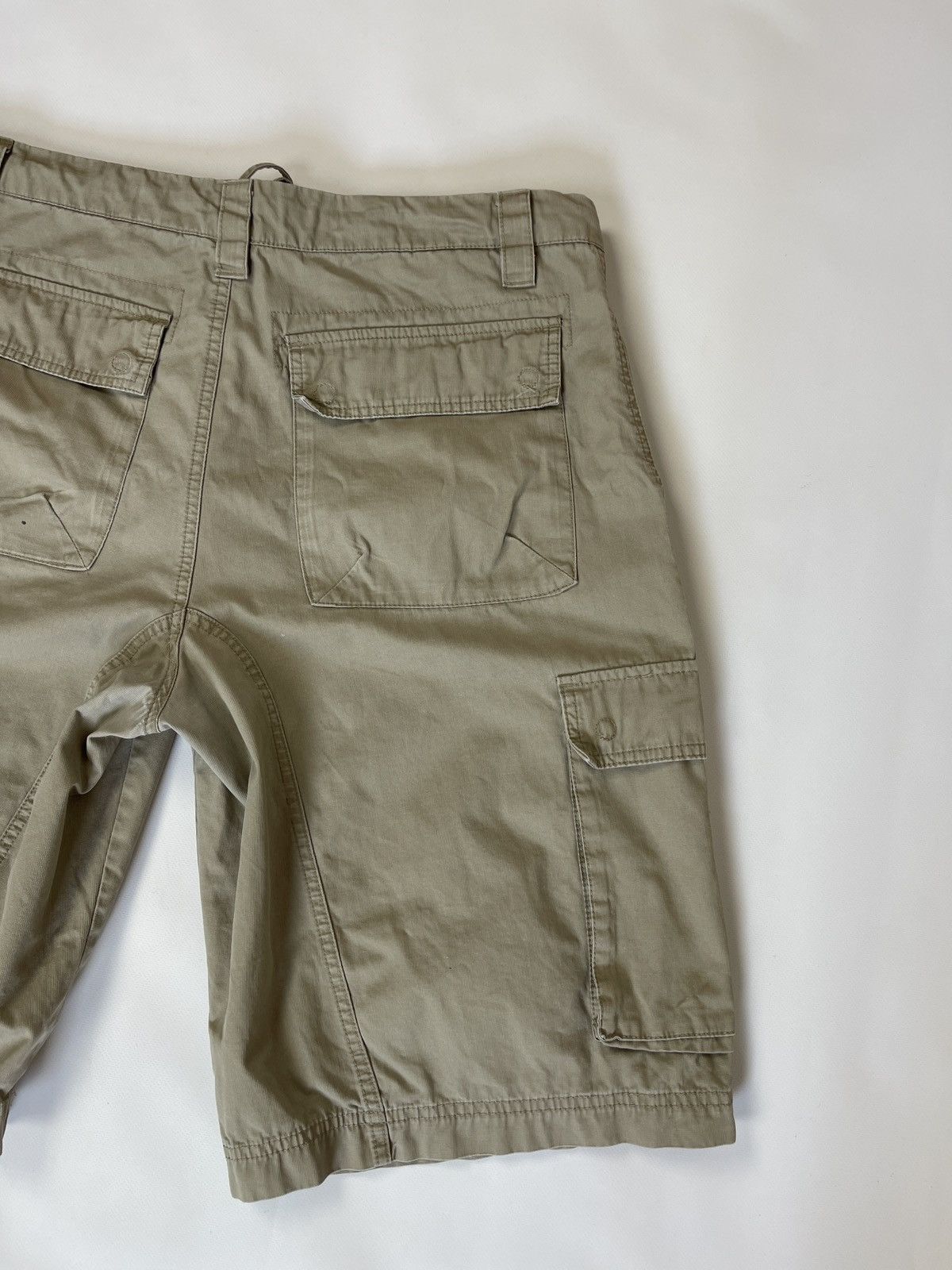 Nike Nike vintage y2k beige utility military style cargo shorts Size US 36 / EU 52 - 13 Thumbnail