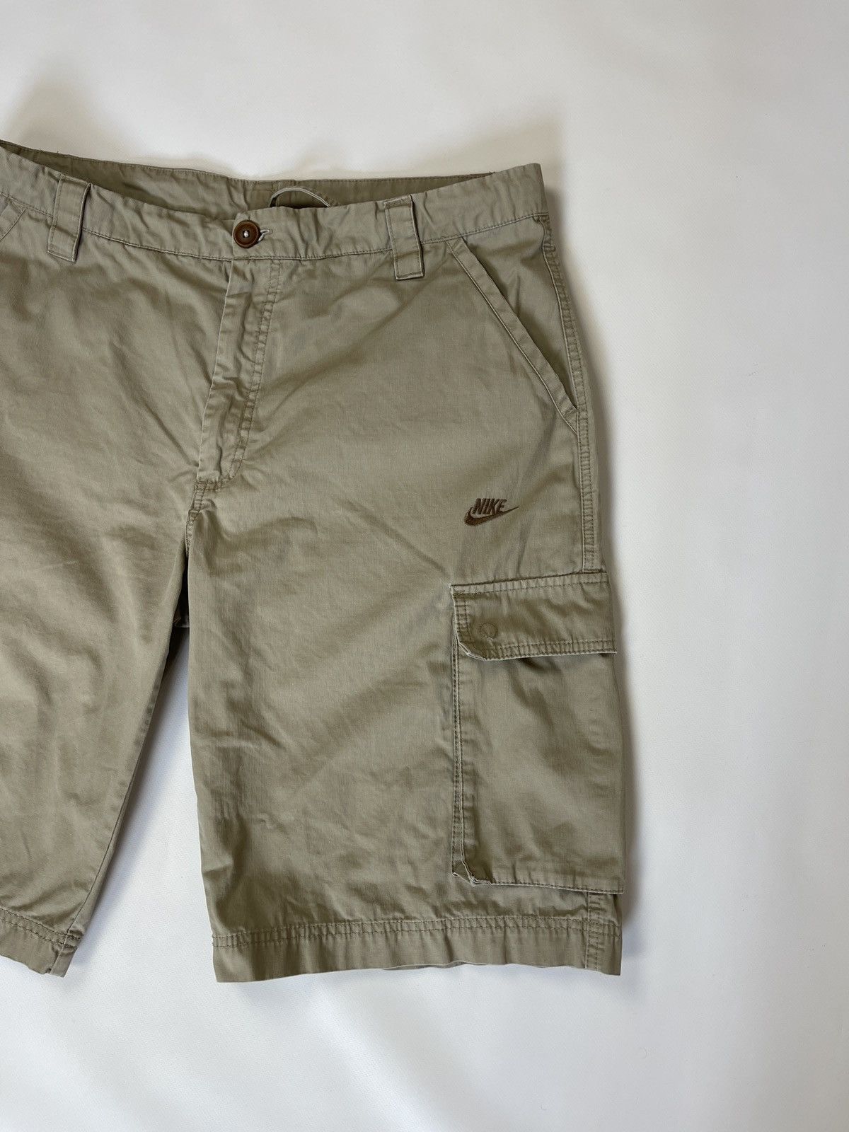 Nike Nike vintage y2k beige utility military style cargo shorts Size US 36 / EU 52 - 4 Thumbnail