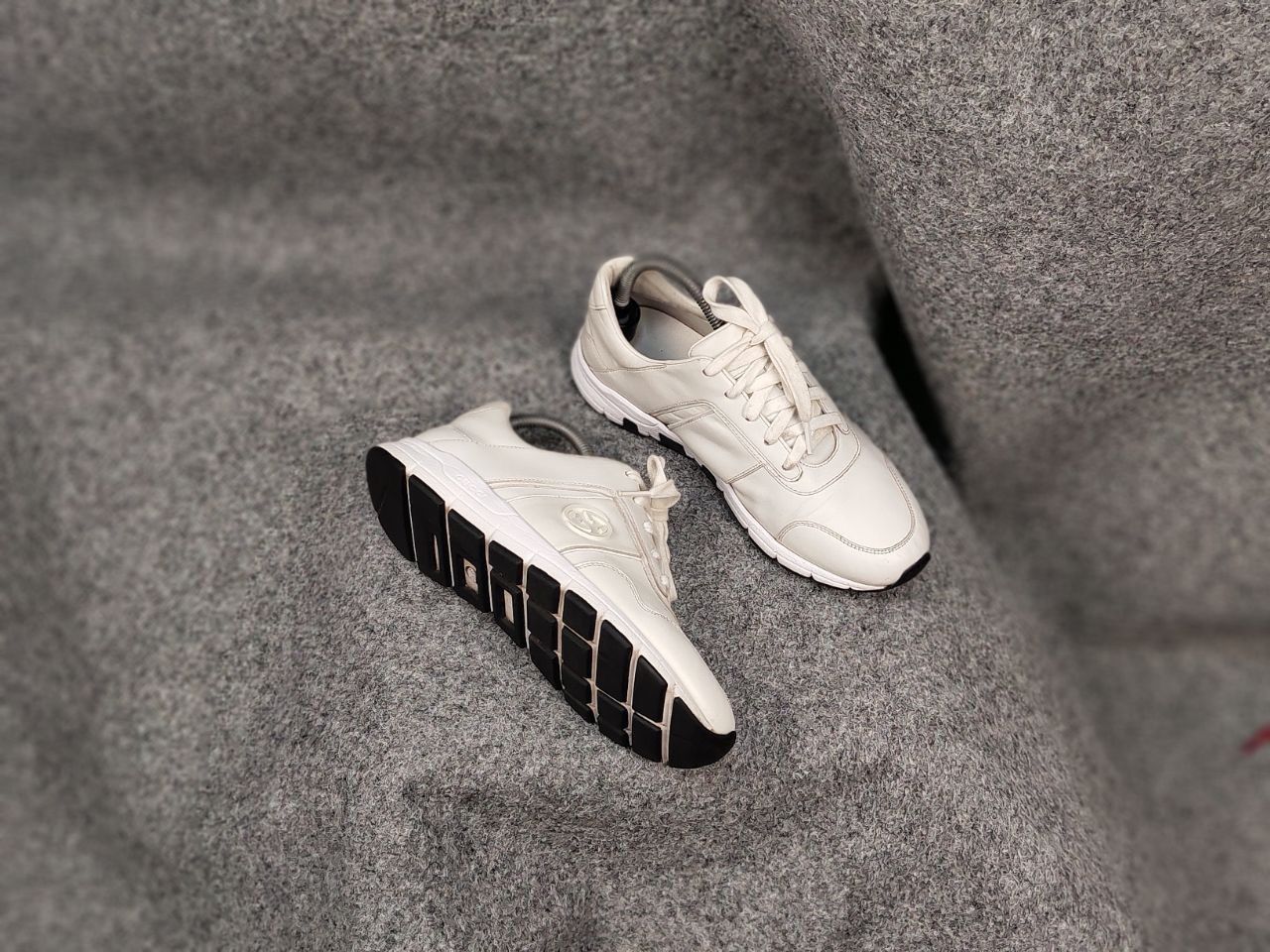 Gucci Gucci Authentic Miro Soft Casual White logo Leather Sneakers Size US 5.5 / EU 38 - 8 Thumbnail