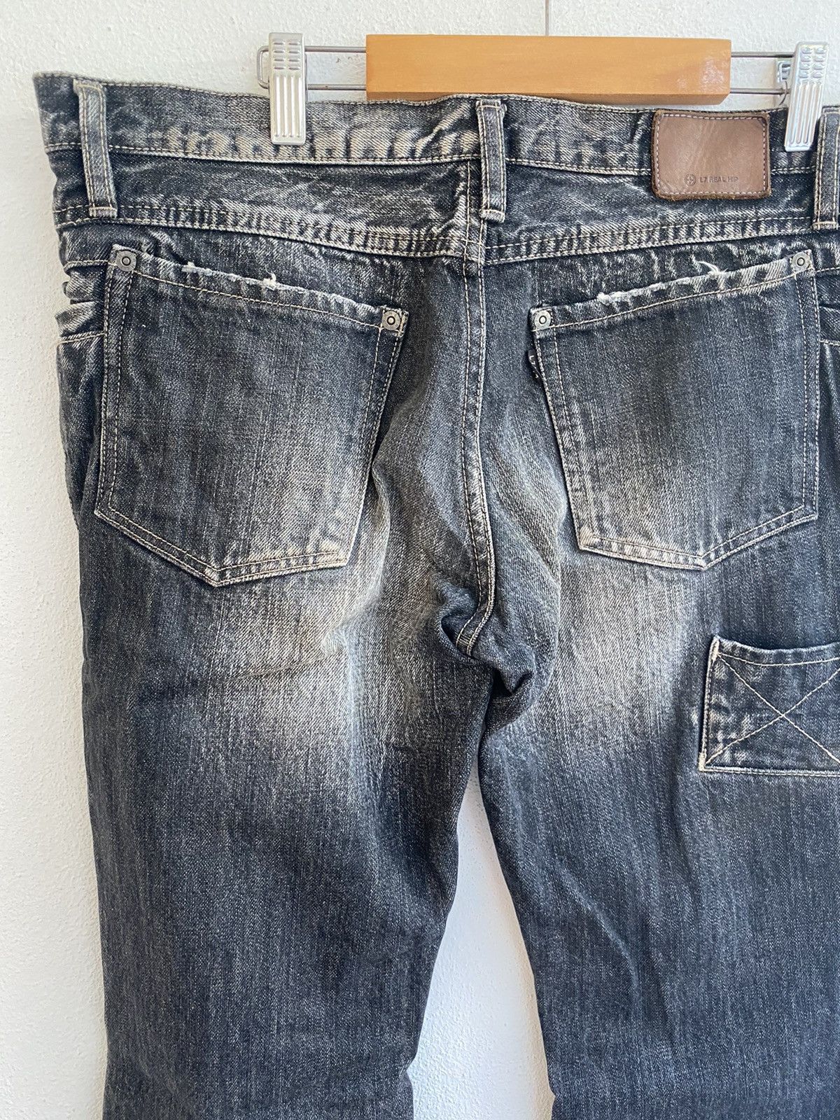 L7 Real Hip 1990S L7 REAL HIP FLARE COWBOY GORPCORE TORNADO DISTRESSED Size US 32 / EU 48 - 14 Thumbnail