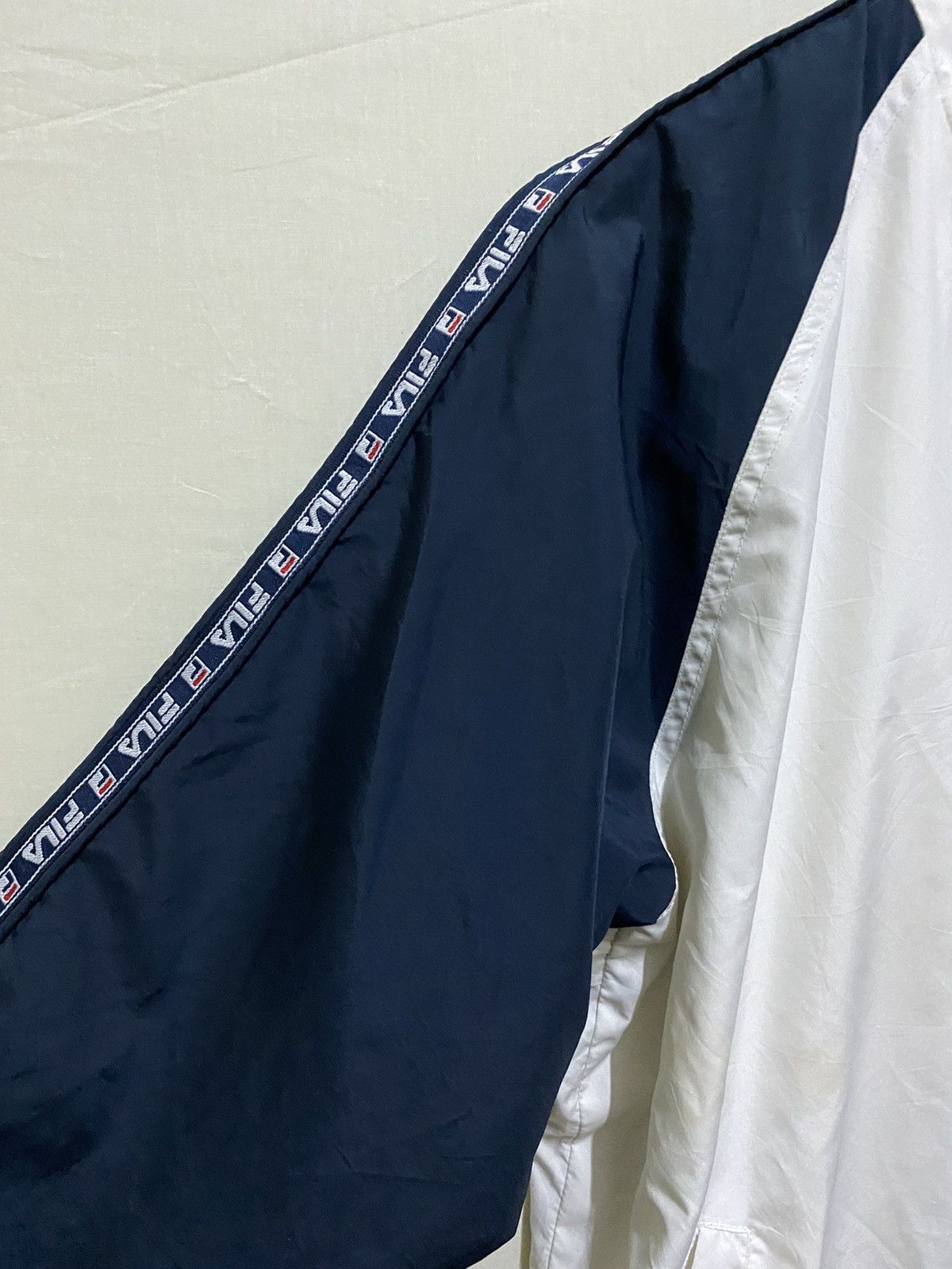 Fila Fila Windbreaker Zipper Big Logo Size US M / EU 48-50 / 2 - 2 Thumbnail