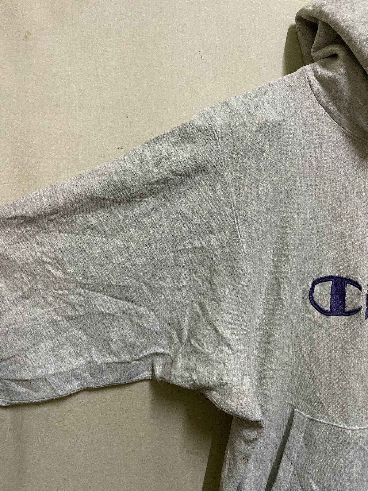 Champion × Vintage Vintage Thrashed 90s USA Champion Reverse Weave Hoodie Size US L / EU 52-54 / 3 - 2 Thumbnail