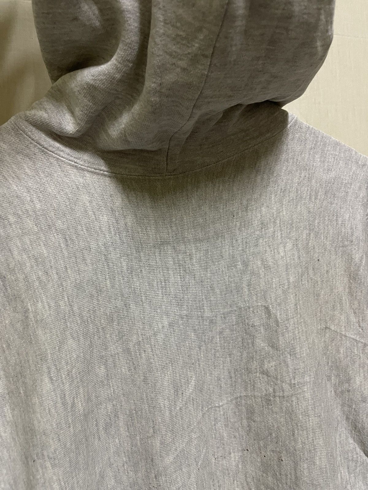 Champion × Vintage Vintage Thrashed 90s USA Champion Reverse Weave Hoodie Size US L / EU 52-54 / 3 - 15 Thumbnail