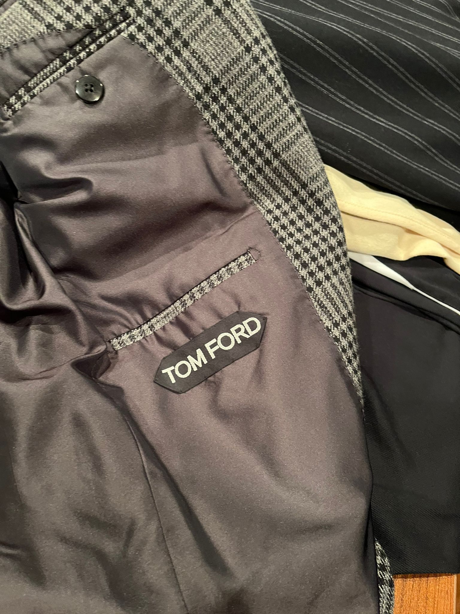 Gucci × Tom Ford Suits in Grey Size US M / EU 48-50 / 2 - 13 Thumbnail