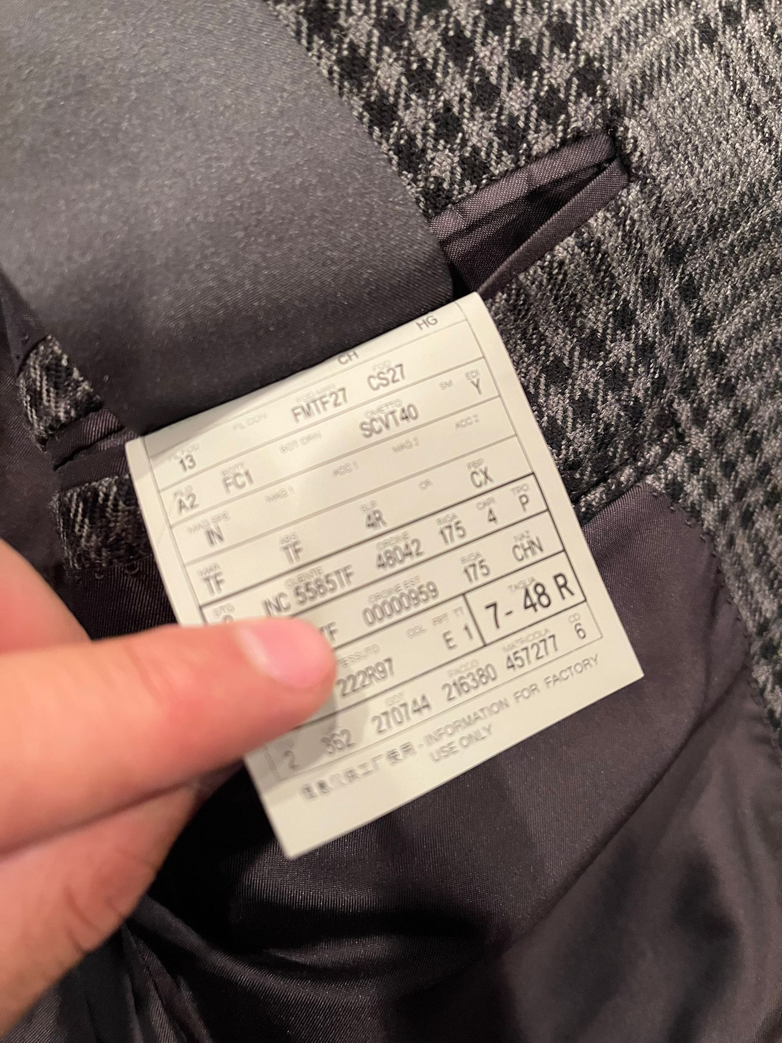 Gucci × Tom Ford Suits in Grey Size US M / EU 48-50 / 2 - 12 Thumbnail