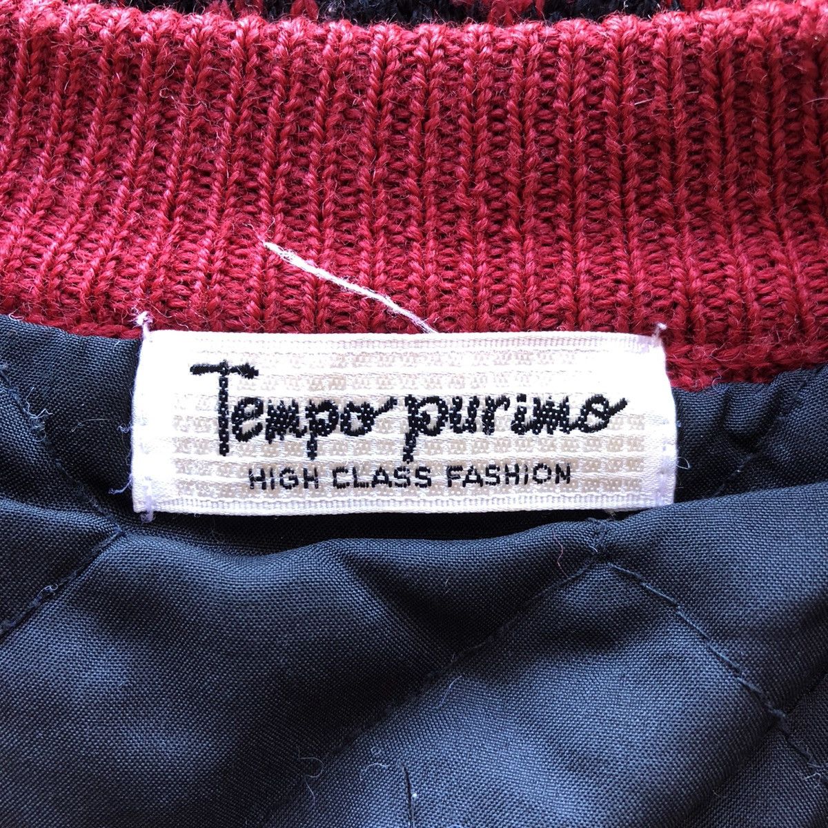 Japanese Brand Vintage 90's Knit Vest Coloured Native Art Quilted Lining Size US M / EU 48-50 / 2 - 14 Thumbnail