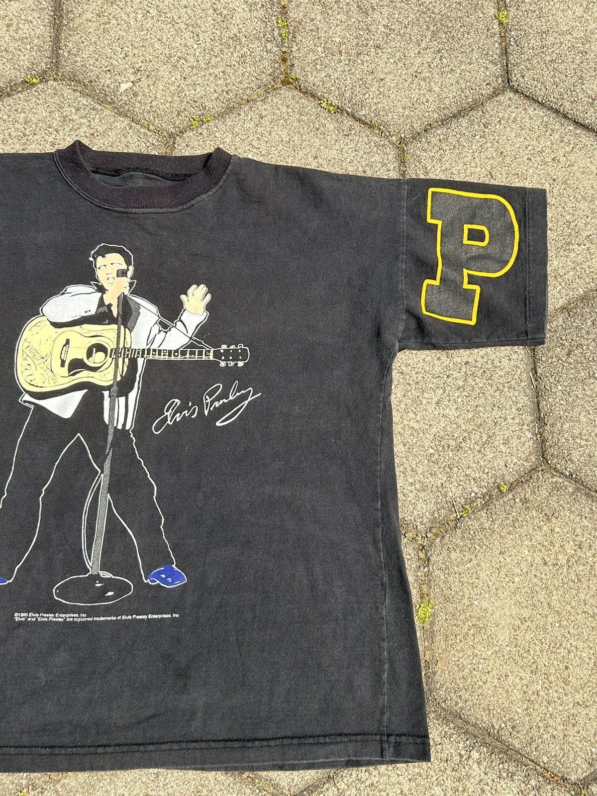 Band Tees × Vintage Vintage 1995 Elvis Presley Cropped T Shirt Size US M / EU 48-50 / 2 - 3 Thumbnail