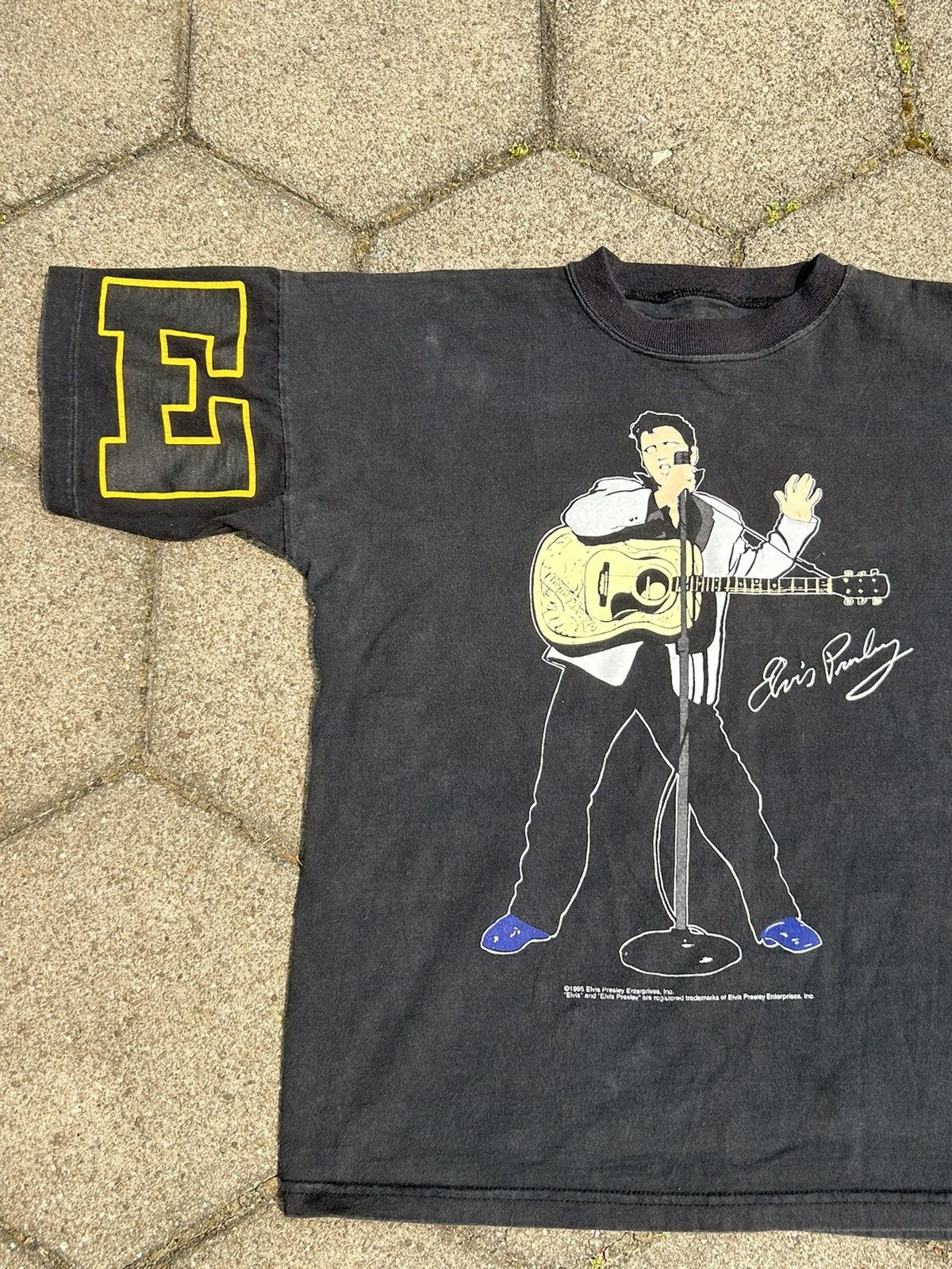 Band Tees × Vintage Vintage 1995 Elvis Presley Cropped T Shirt Size US M / EU 48-50 / 2 - 2 Thumbnail