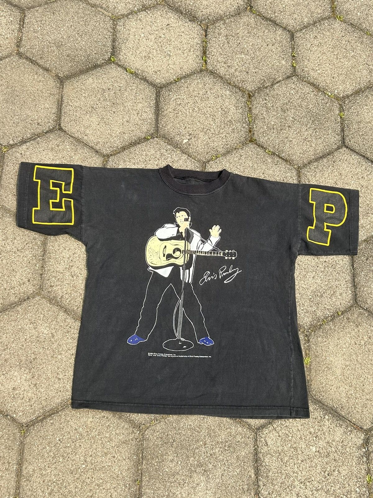 Band Tees × Vintage Vintage 1995 Elvis Presley Cropped T Shirt Size US M / EU 48-50 / 2 - 1 Thumbnail