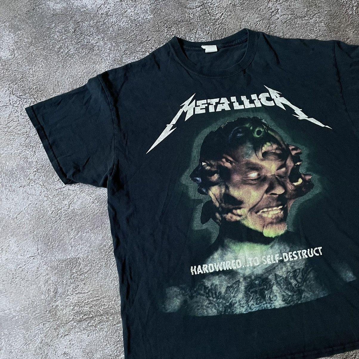 Vintage Vintage 90s Metallica Graphic Tee Band Dark Grunge Baggy XL Size US XL / EU 56 / 4 - 4 Thumbnail