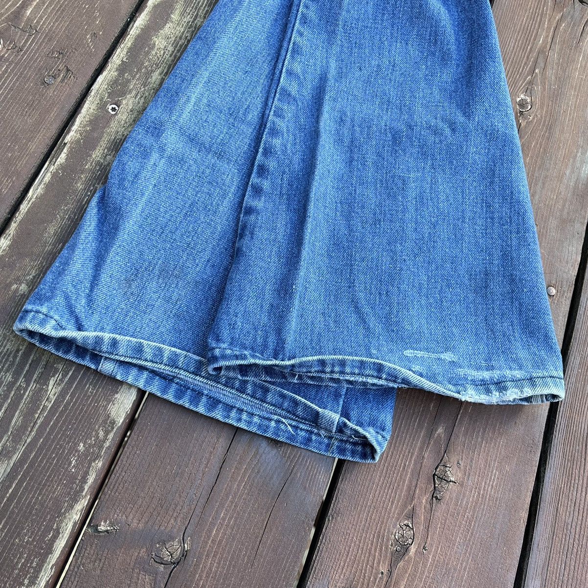 Vintage Vintage OshKosh B’Gosh Hippy Flare Big Bell Bottom Jeans Size 27" / US 4 / IT 40 - 2 Preview