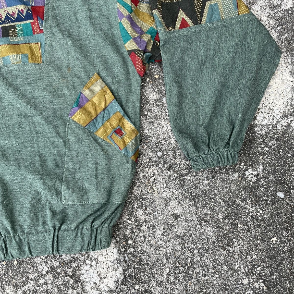 Japanese Brand Vintage Unbranded Half Button Art Sweatshirts Size US M / EU 48-50 / 2 - 2 Thumbnail