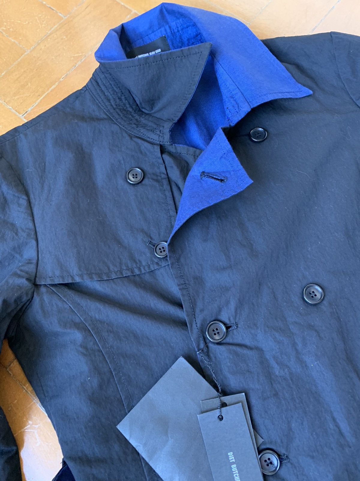 Diet Butcher Slim Skin New $700 Japan made long reversible Trench coat Size US S / EU 44-46 / 1 - 5 Thumbnail