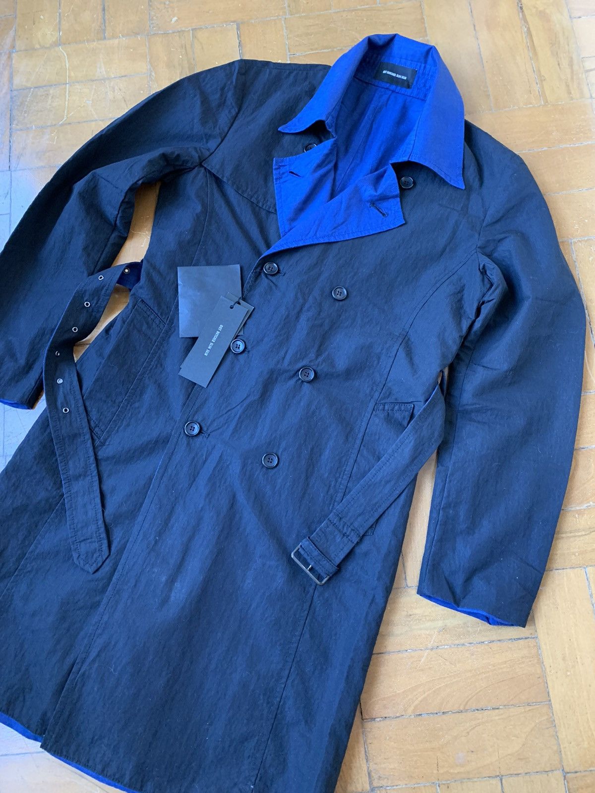 Diet Butcher Slim Skin New $700 Japan made long reversible Trench coat Size US S / EU 44-46 / 1 - 2 Thumbnail