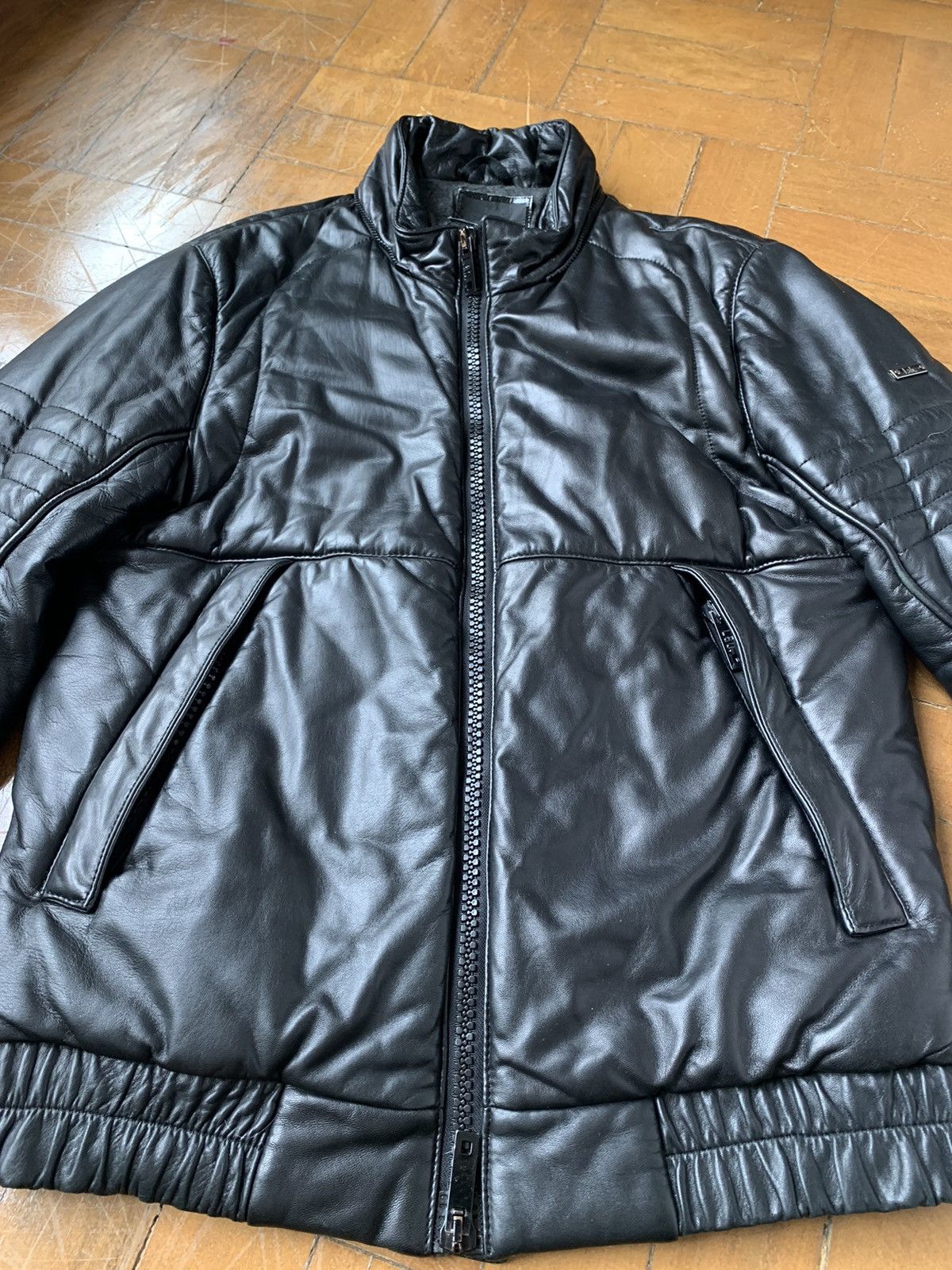 Pal Zileri $4000 calfskin puffer jacket with detachable foxfur collar Size US M / EU 48-50 / 2 - 12 Thumbnail