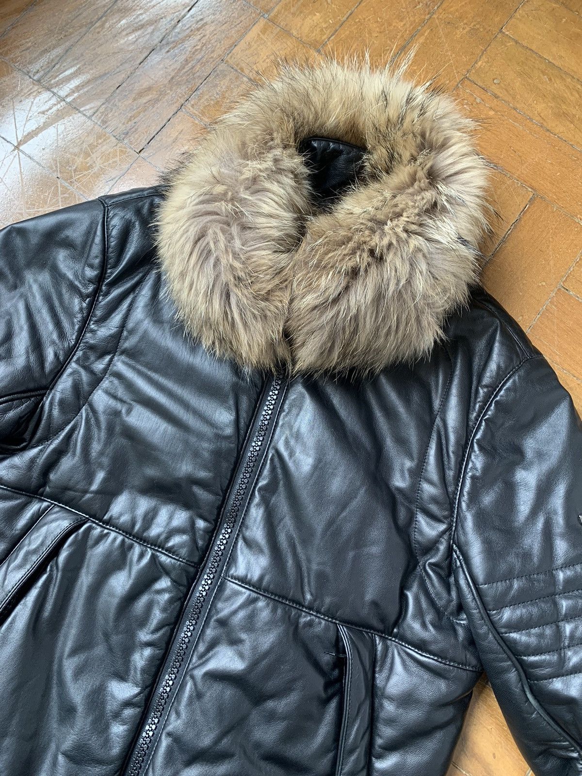 Pal Zileri $4000 calfskin puffer jacket with detachable foxfur collar Size US M / EU 48-50 / 2 - 4 Thumbnail