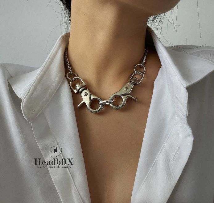 Japanese Brand Exaggerated Big Clasp Pendant Choker Necklace Size ONE SIZE - 1 Thumbnail