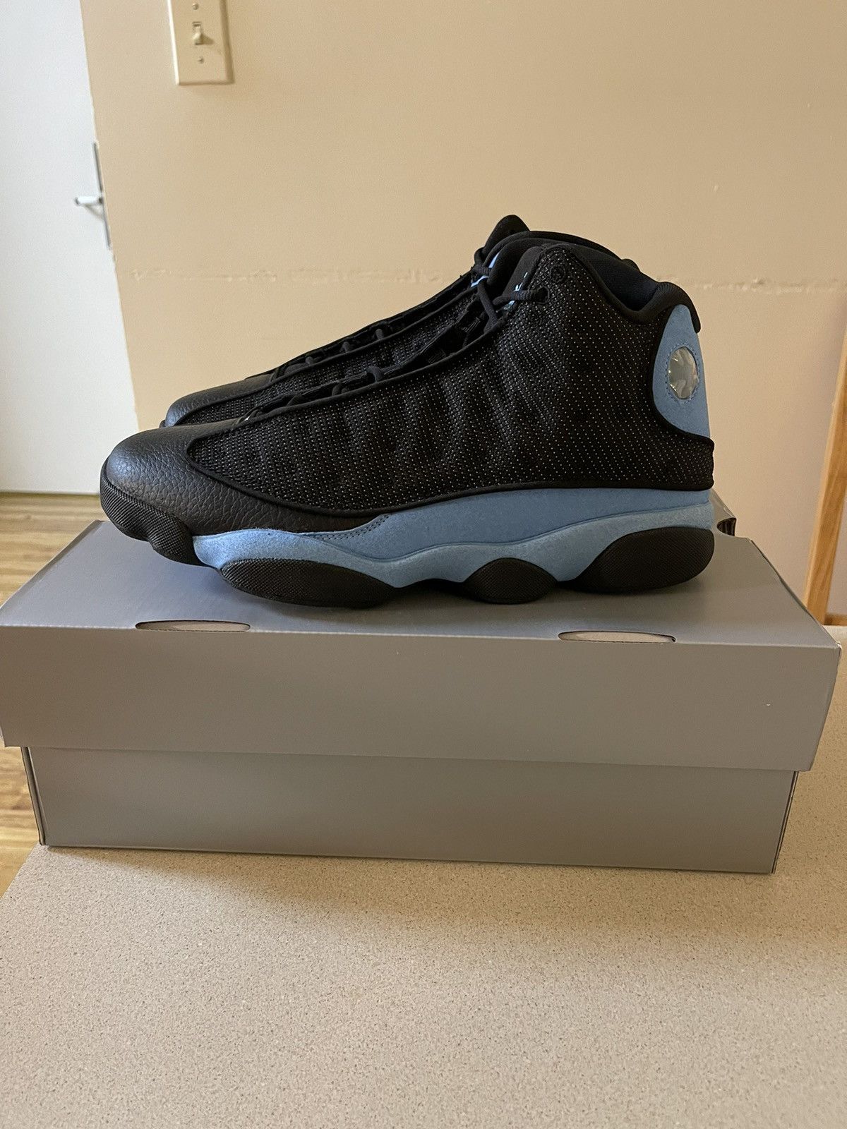 Jordan 13 University Blue - Size 11.5