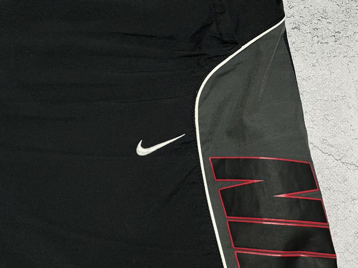 Nike Vintage Nike Big Logo Shorts M Y2k Size US 32 / EU 48 - 4 Thumbnail