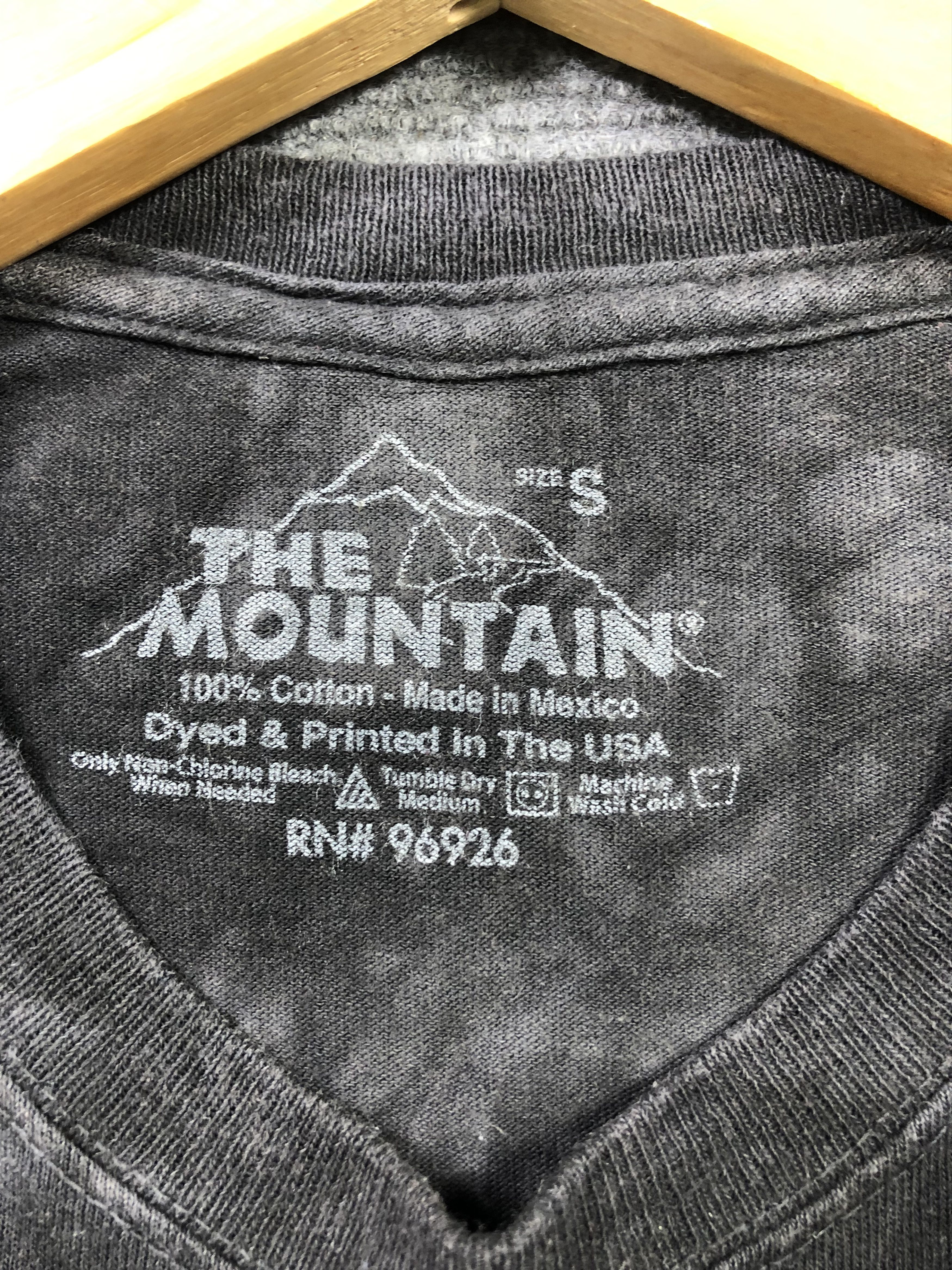 The Mountain The Mountain By David Penfound Size US S / EU 44-46 / 1 - 4 Thumbnail